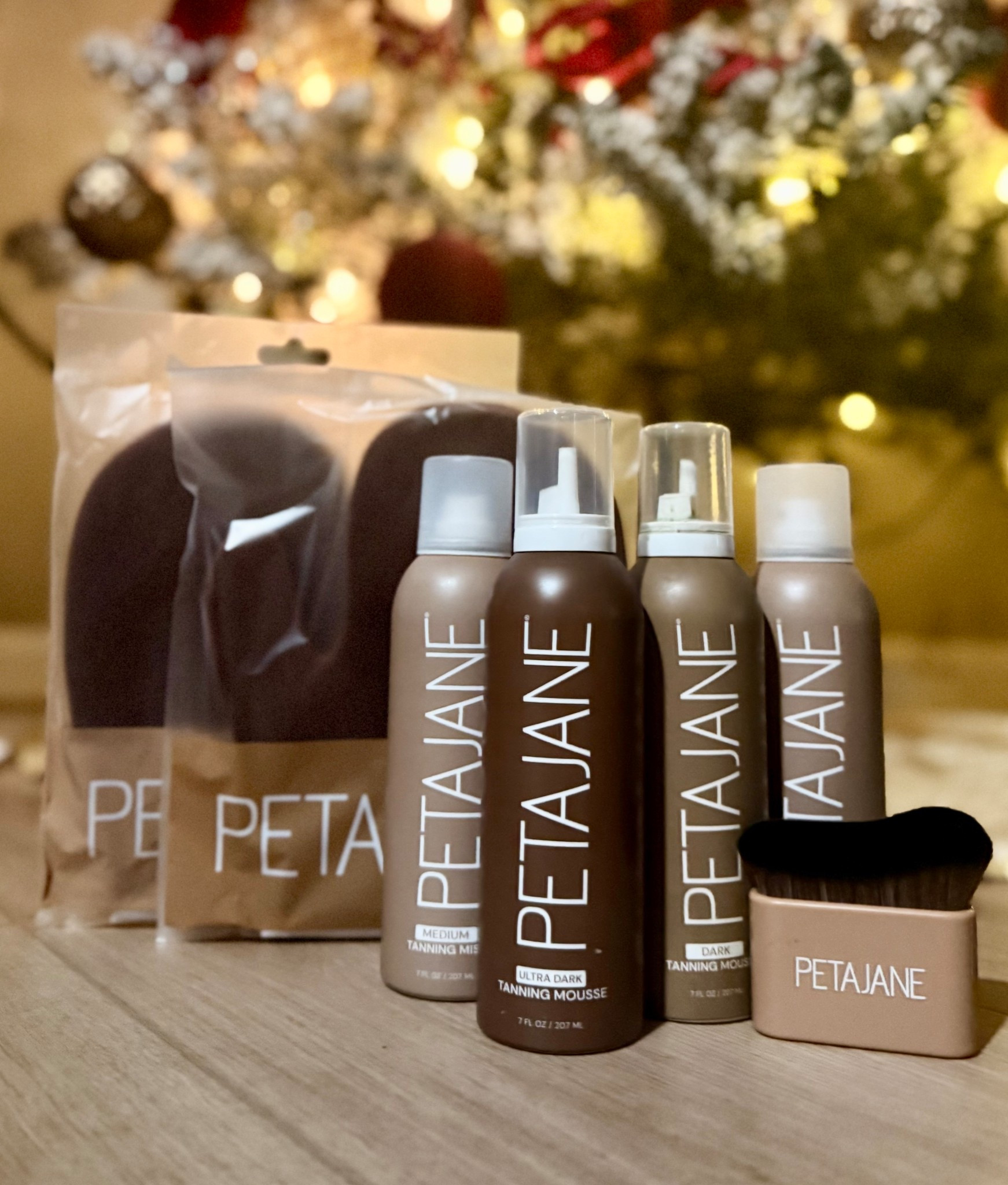 Santa knew what I wanted for Christmas and that was to be TAN all year round thanks to Peta Jane Beauty!! 🤎 https://petajanebeauty.com/COURTNEYRITTERSTYLE  ⬅️ Click here for an addional 10% off! The whole bundle also on sale!! 

This is my favorite self tanner! Doesn’t look orange and doesn’t a fade off all splotchy like others do!

#petajanebeauty #tanning #tan #selftanner #selftanroutine #selftan #wintertan

#LTKGiftGuide #LTKselfcare #LTKBeauty