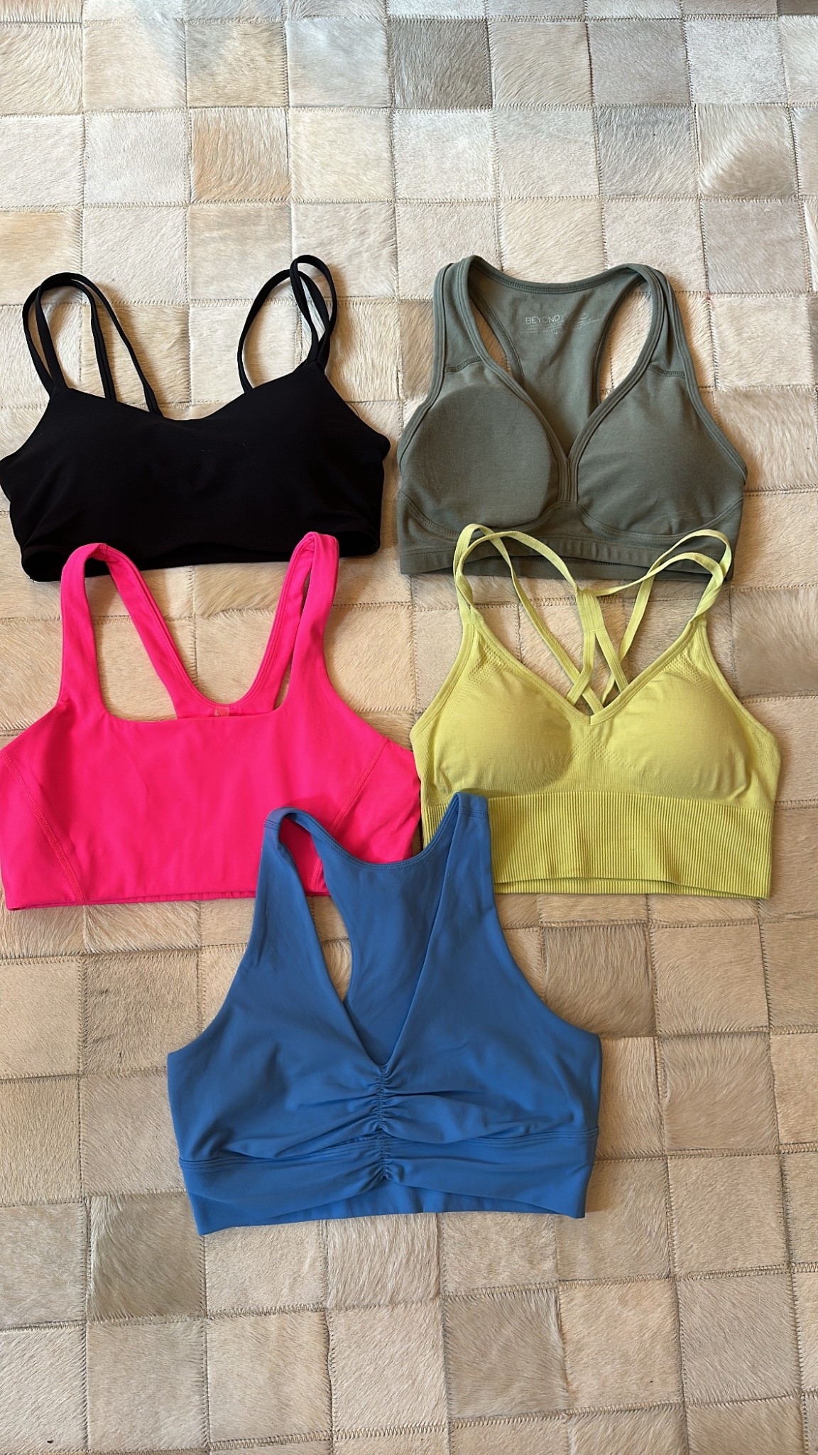 my favorite sports bras!! 
Gymwear
Workout 
Nordstrom find 

Nike
Beyond Yoga
Free People Movement
Zella

#LTKActive