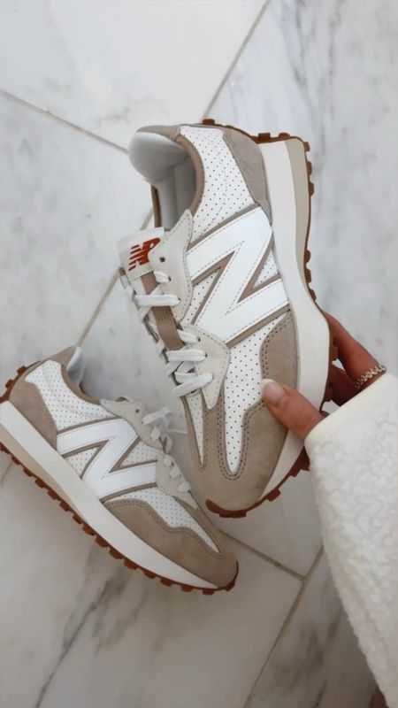 Neutral cute and comfy sneakers 