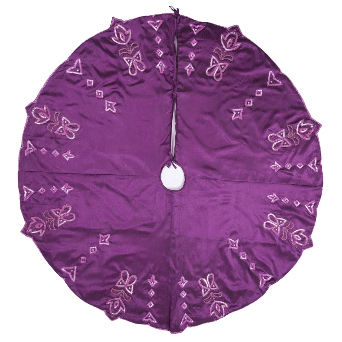 The Holiday Aisle® Bruceville Tree Skirt & Reviews | Wayfair | Wayfair North America