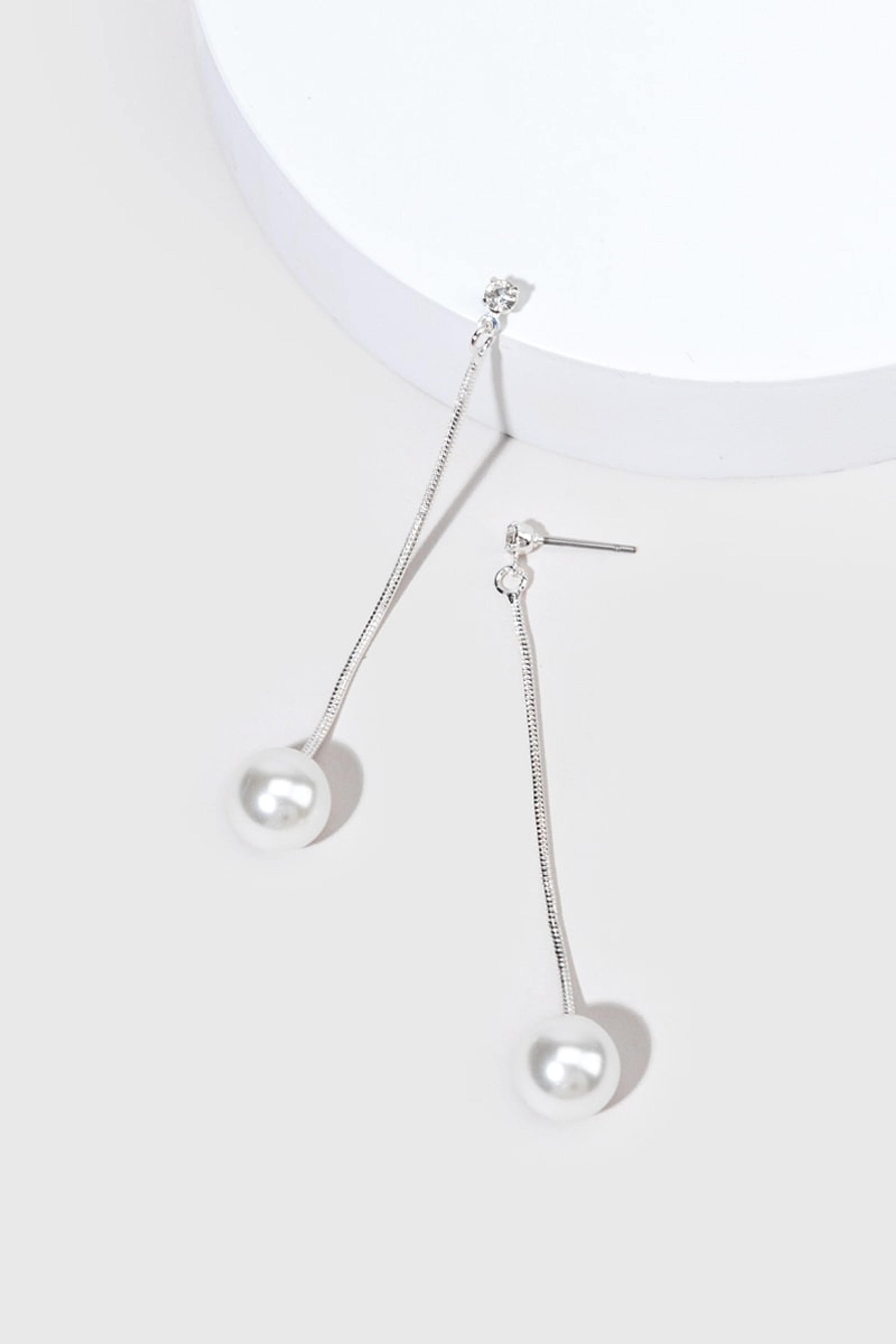 Deb Pearl Drop Earrings | Francesca's