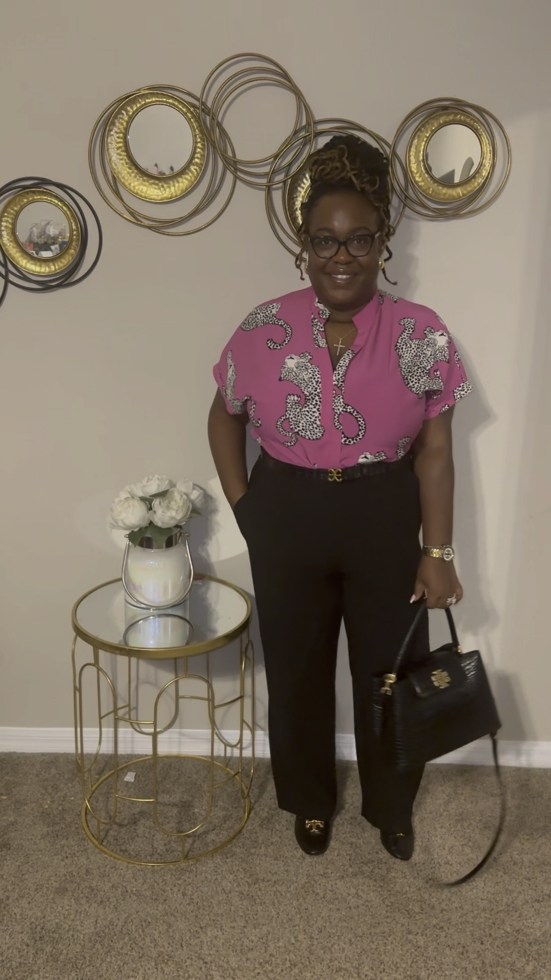 All my corporate baddies check-in!! On Wednesday we wear pink!💞



#outfitinspo #outfitideas #outfitoftheday #corporateootd #blackwomeninsocialwork #officeoutfitinspo #workoutfits #officelook #simplebutcute #pink #workplace #oldnavy #toryburch #shein

#LTKPlusSize #LTKSaleAlert #LTKWorkwear