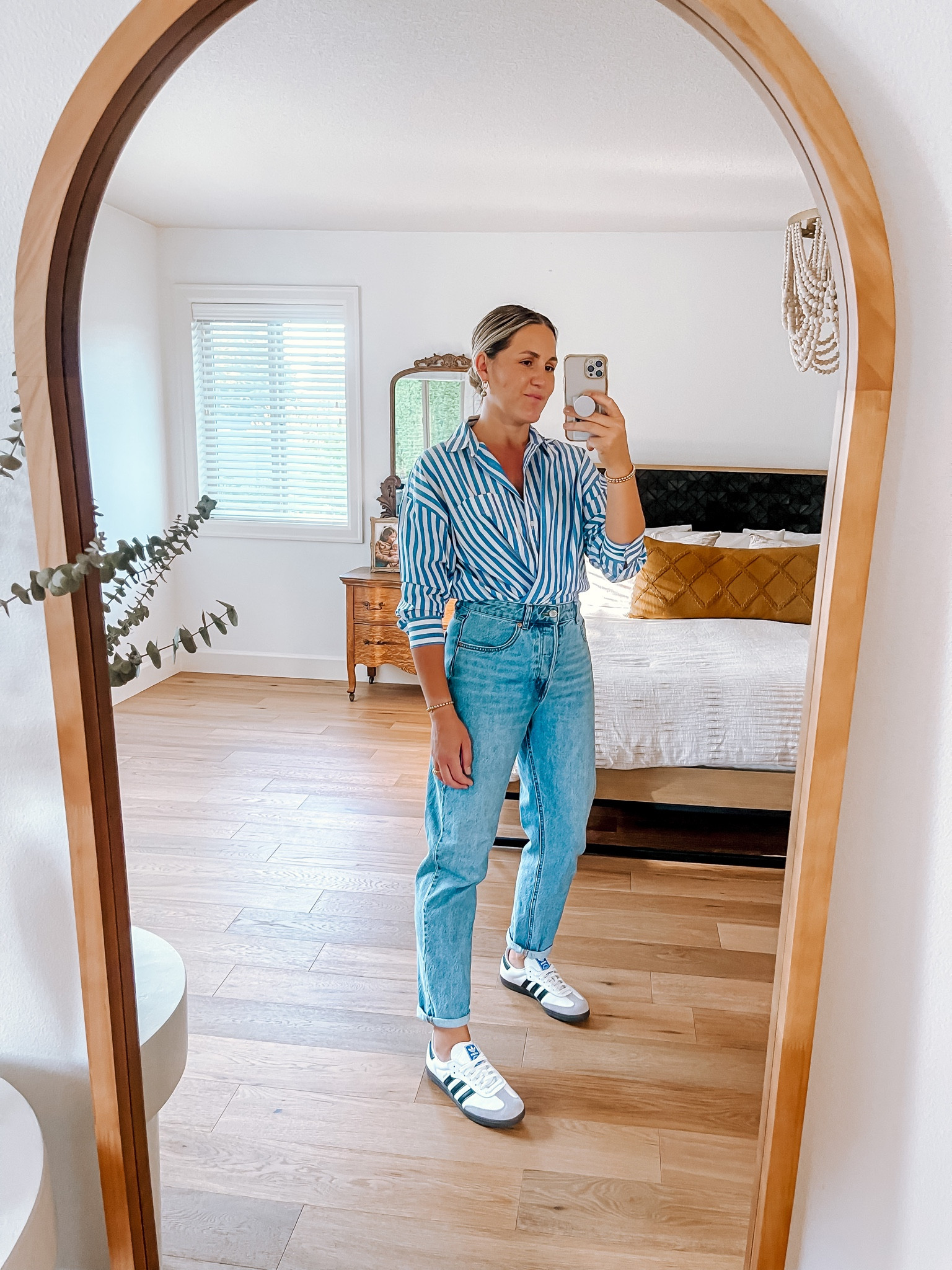 A few ways to wear this versatile oversized shirt

#LTKFind #LTKstyletip #LTKunder100