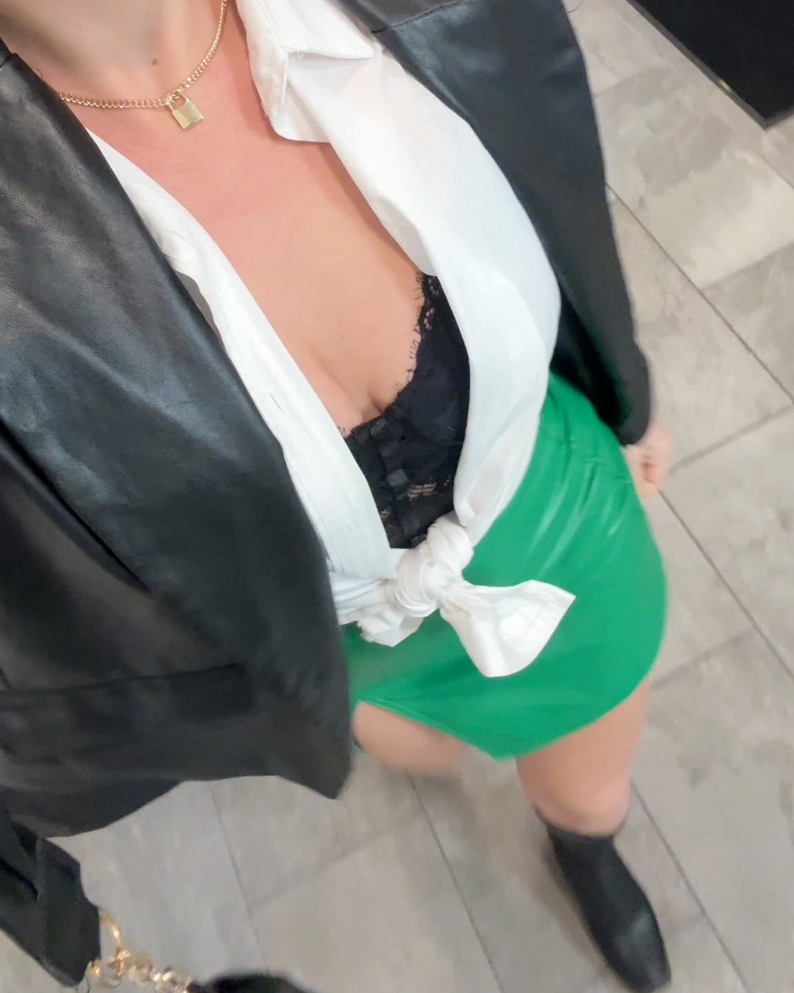 GNO dinner at pyro 💚🤤

#LTKStyleTip
