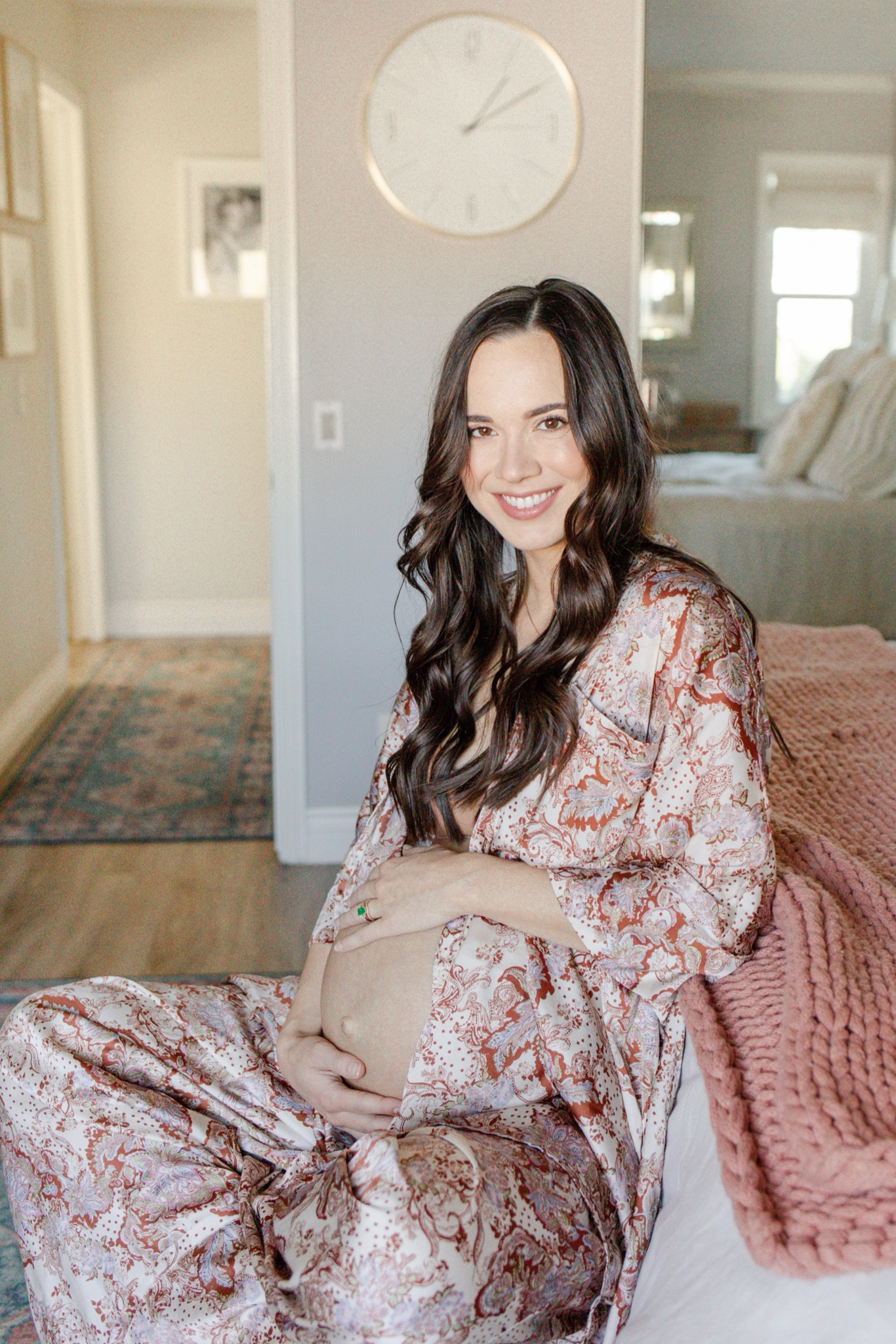 Perfect pajamas for maternity photo sessionn

#LTKbump #LTKstyletip