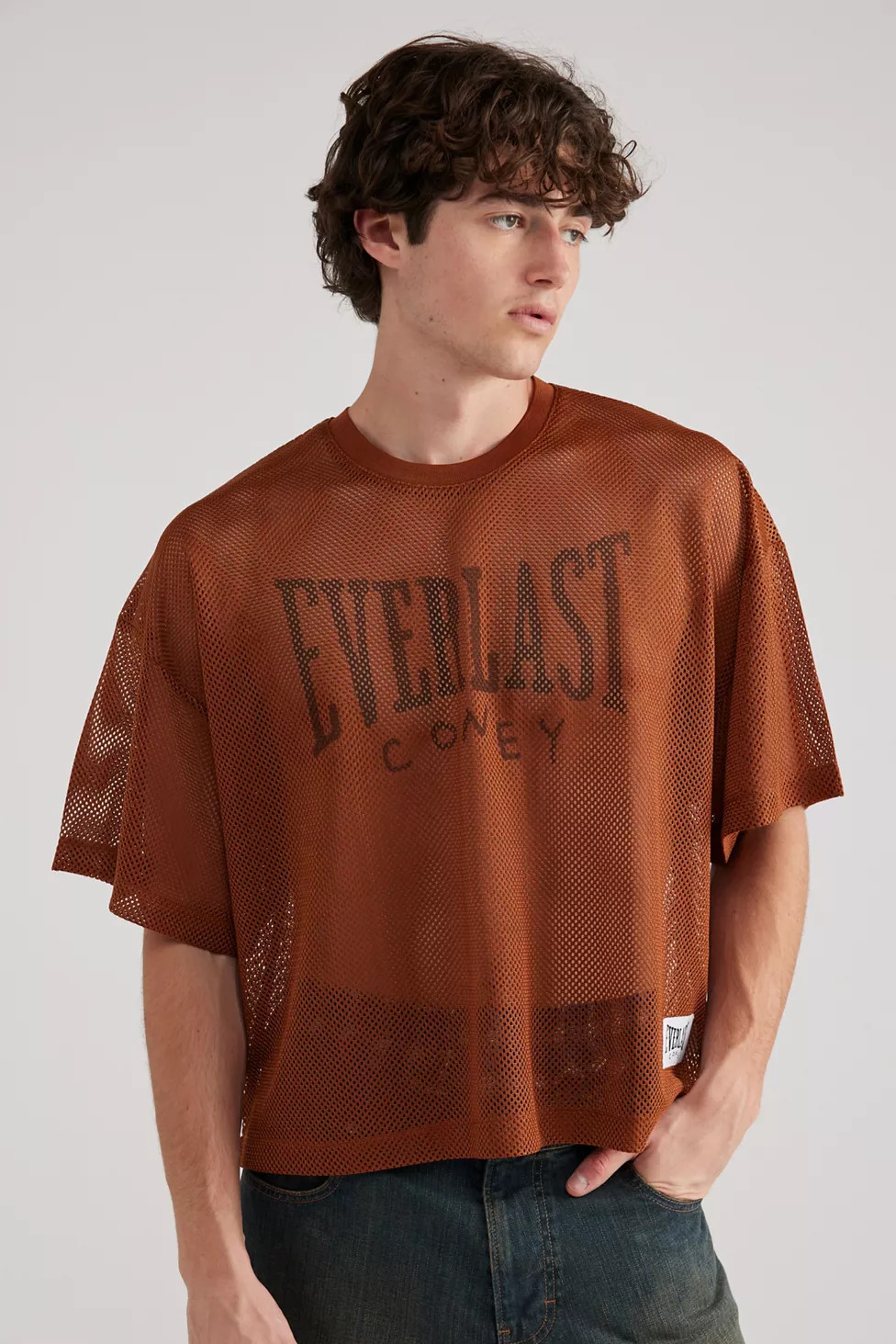 Coney Island Picnic X Everlast UO Exclusive Cropped Tee | Urban Outfitters (US and RoW)