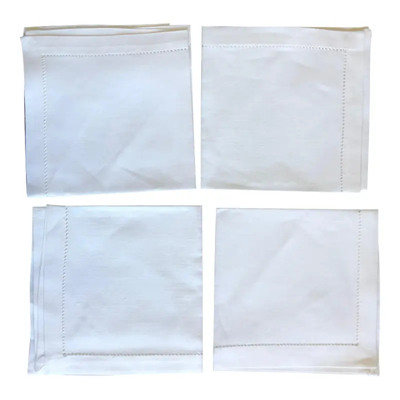 Vintage Linen Luncheon Napkins - Set of 4 | Chairish