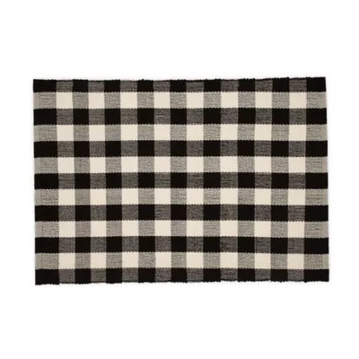 Mohawk Home® Buffalo Plaid Door Mat in Black/White | Bed Bath & Beyond | Bed Bath & Beyond