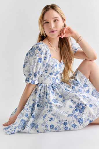Stacia Postcard Print Dress | Francesca's