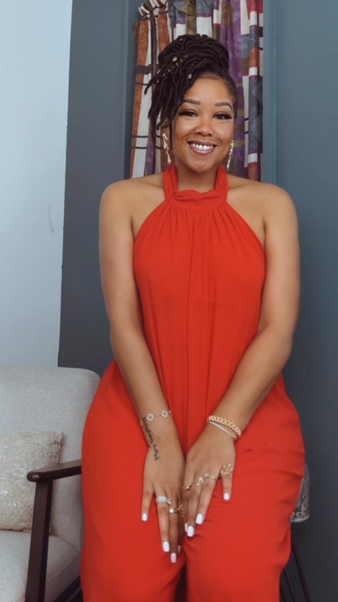 This is a LEWK and it’s under $45! And it comes in 10+ colors! I have it in peach, blue and red!

#LTKFindsUnder50 #LTKootd #LTKmomlife