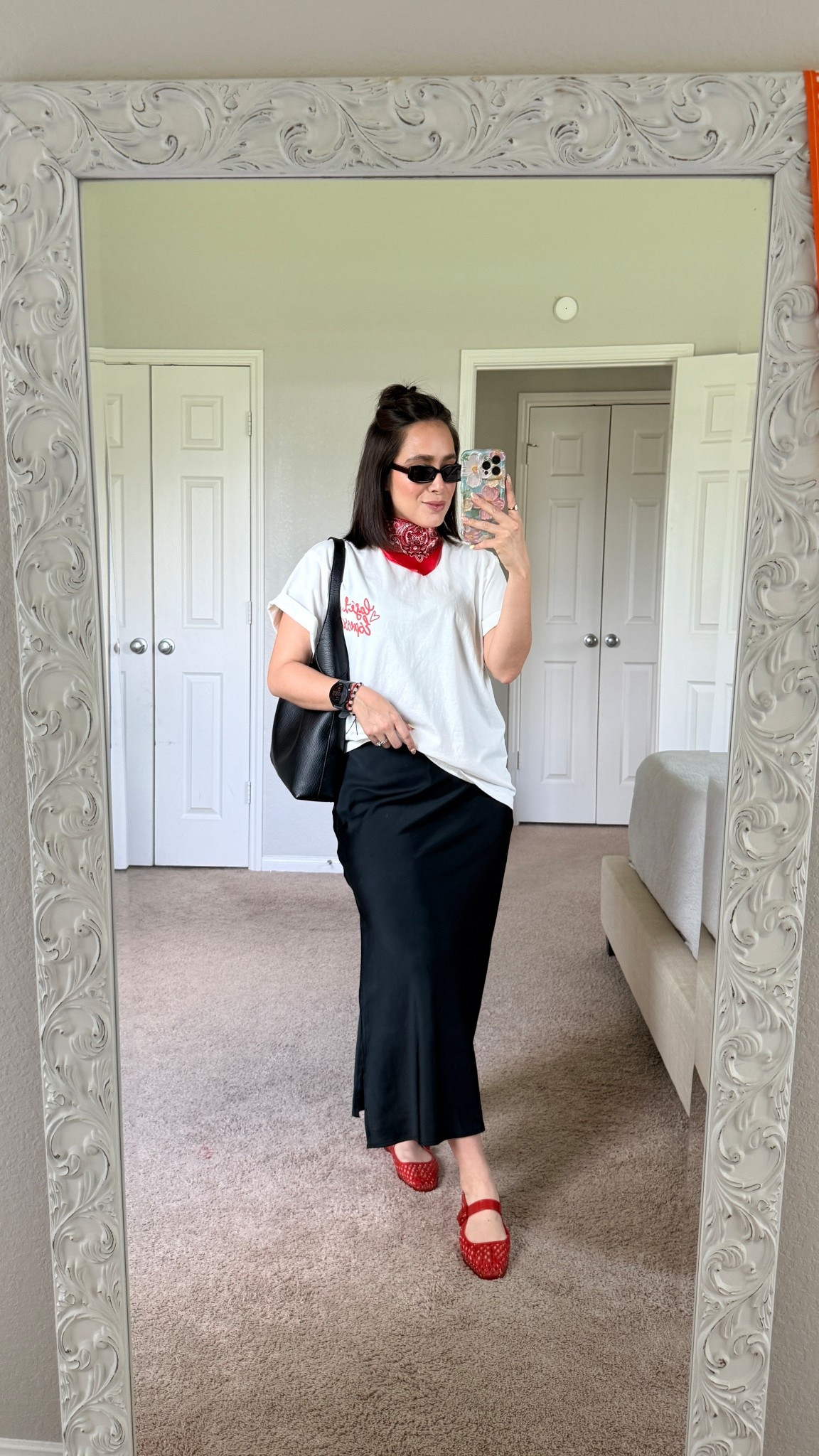 Casual and chic spring and summer outfits. Jelly shoes.
Red flats.

Usually a 6.5-7 got a size 6