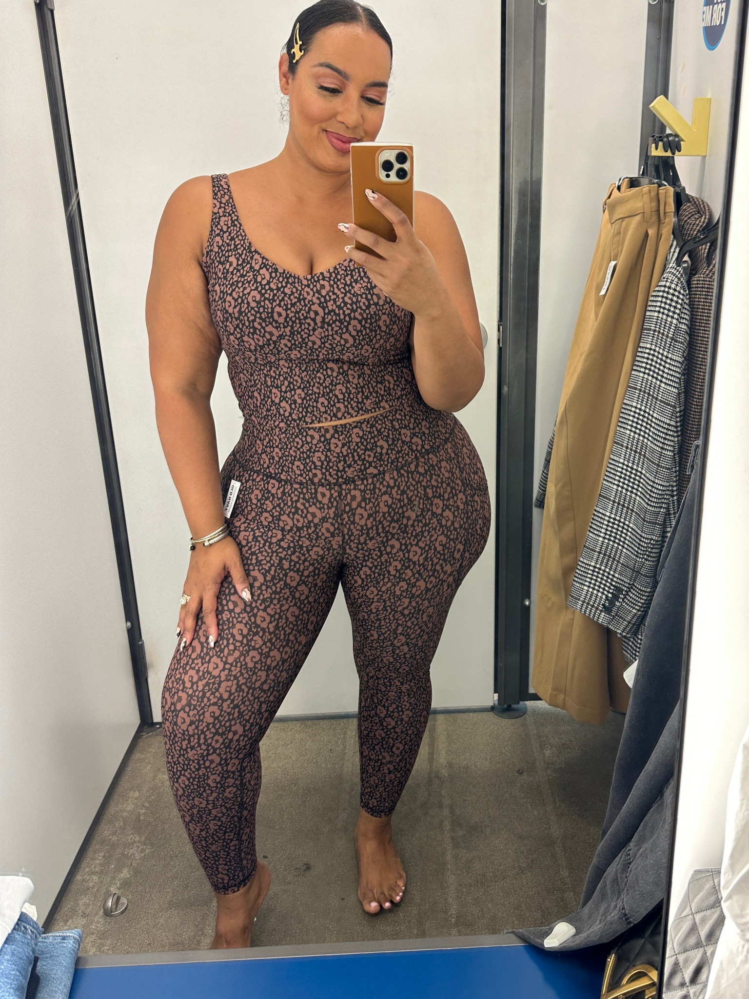 Old Navy try on! Love this leopard set. Wearing a xl in bothh

#LTKFitness #LTKFindsUnder50