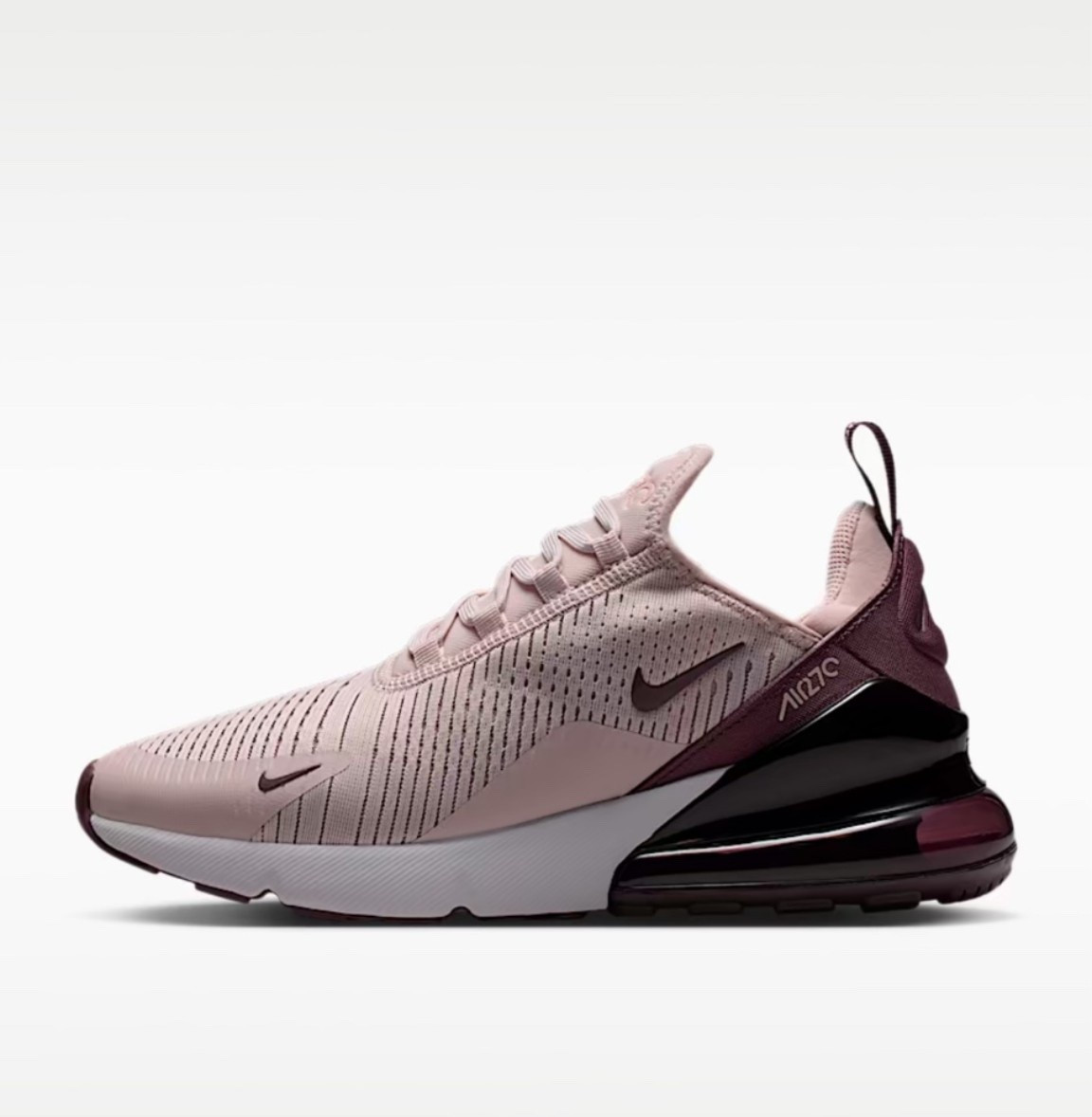 The prices over at Nike are amazing with their summer code! Check it out!

#LTKActive #LTKSaleAlert #LTKKids