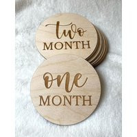 Baby Milestones - Monthly Milestone Markers Disc Wood Marker Gift For New Parents Gifts Mom Shower | Etsy (US)
