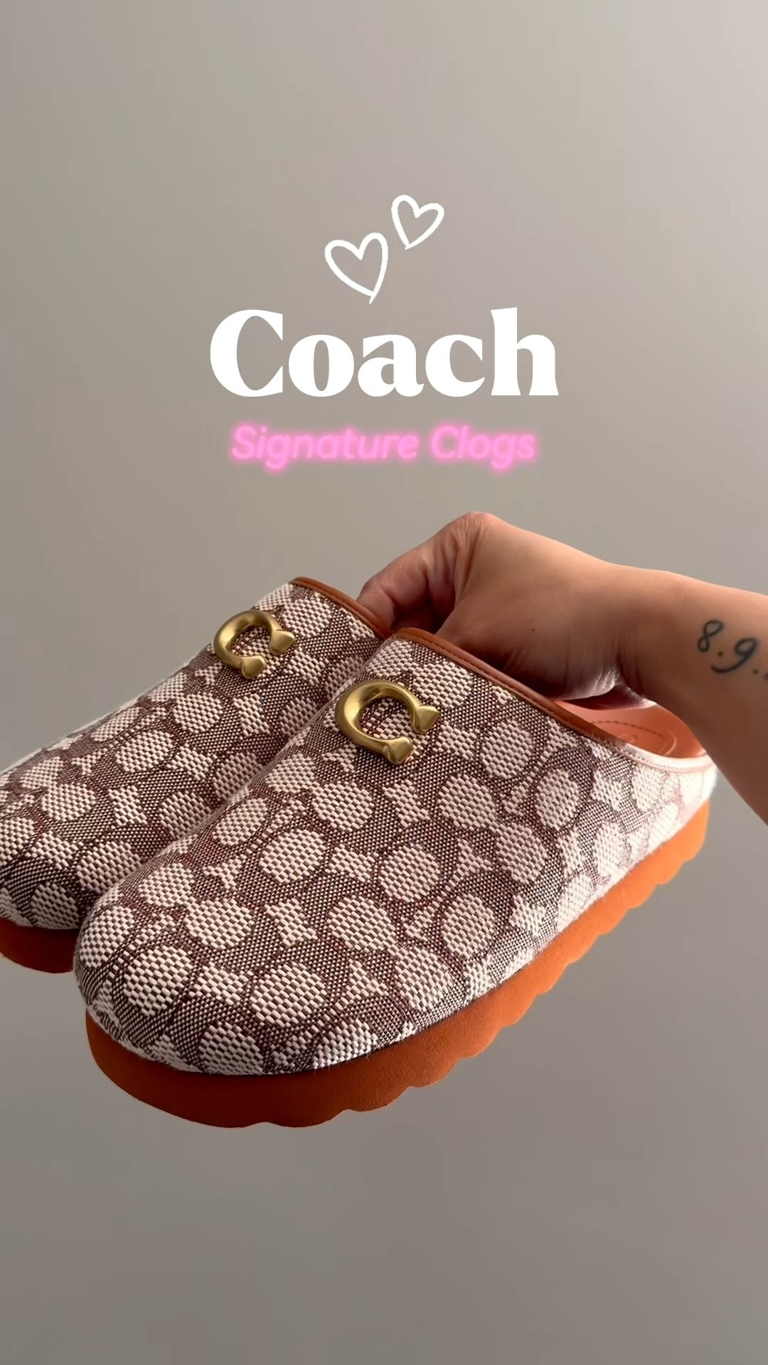 My sister gifted these coach signature clogs and I couldn’t have been more excited to receive them. Do you have a pair ? If so let me know in the comments below 

#LTKGiftGuide #LTKdayinmylife #LTKstorytime