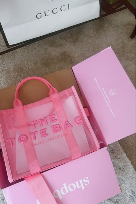 The tote bag but make it pink! 💗🎀🌸

#LTKstyletip #LTKswim