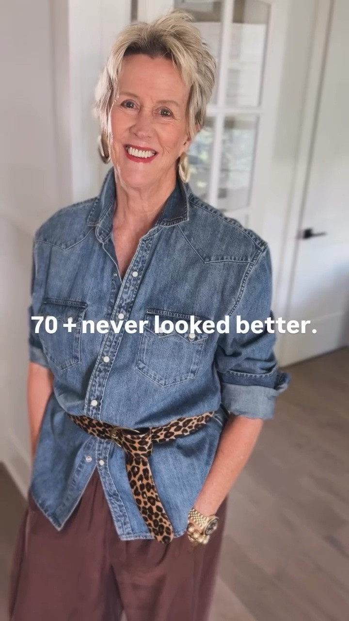 western denim shirt + brown balloon pants + leopard print

#LTKgrwm #LTKSeasonal #LTKOver40