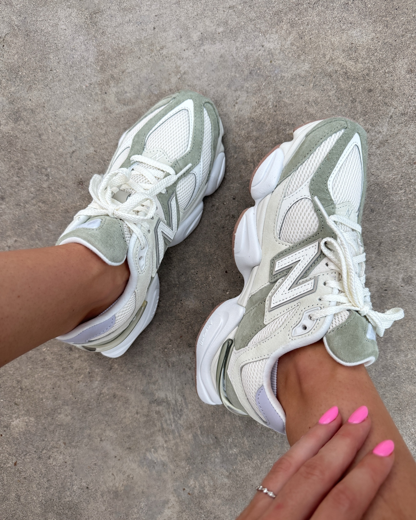 Obsessed with the new 9060 style + color way from new balance! I’m wearing my true size 9! 

#LTKShoeCrush #LTKActive