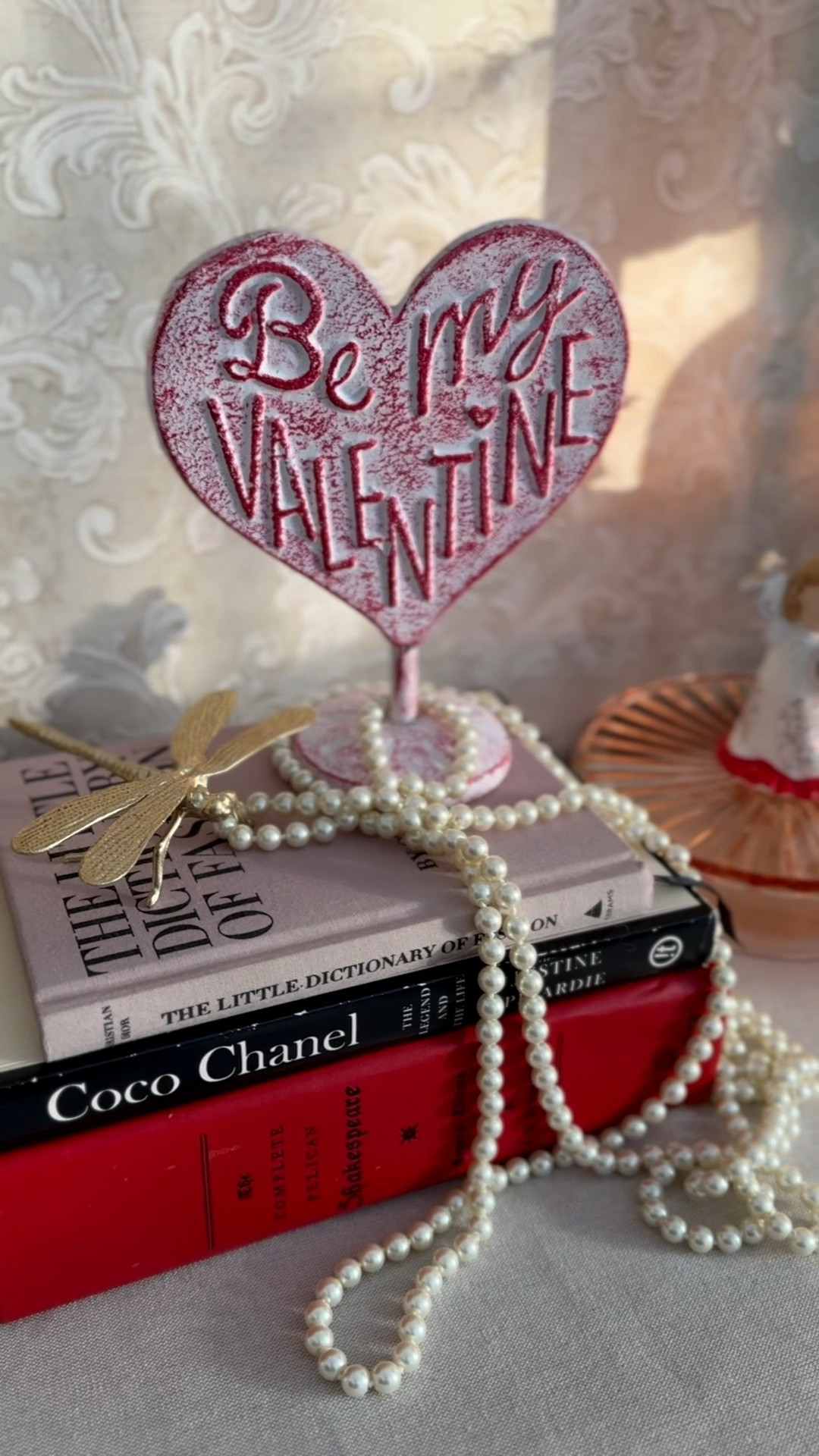 Valentine’s Day home decor, @Etsy vintage Valentine, @Michaels faux roses, Valentine home decor 

#LTKSaleAlert #LTKValentine #LTKHome