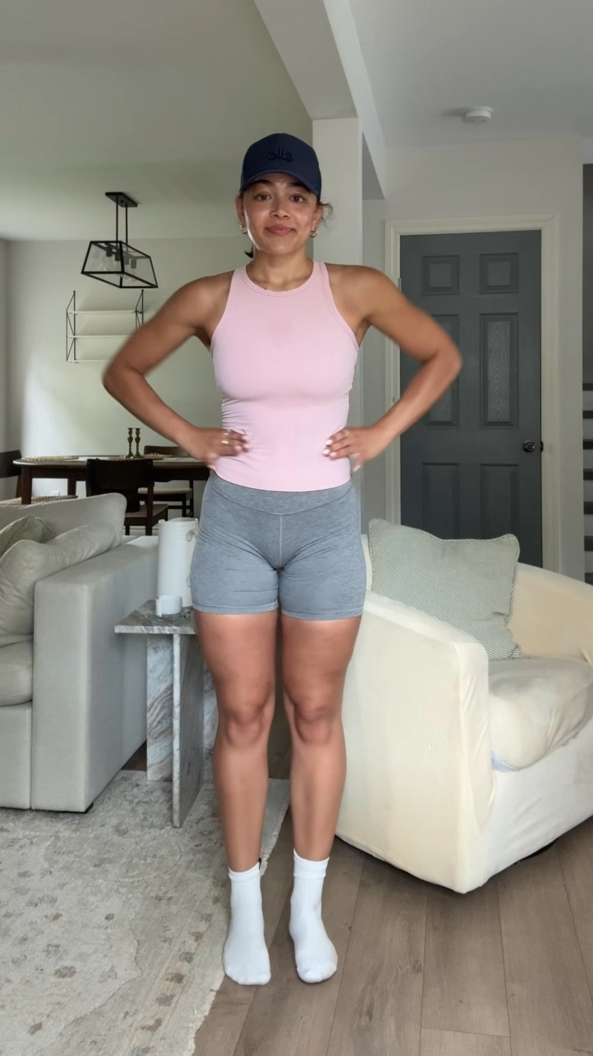 workout set/ walk outfit!!

Lululemon outfit, workout outfit of the day, ootd, gym set, athleisure, gym ootd, summer workout outfit 

#LTKFindsUnder100 #LTKSeasonal #LTKActive