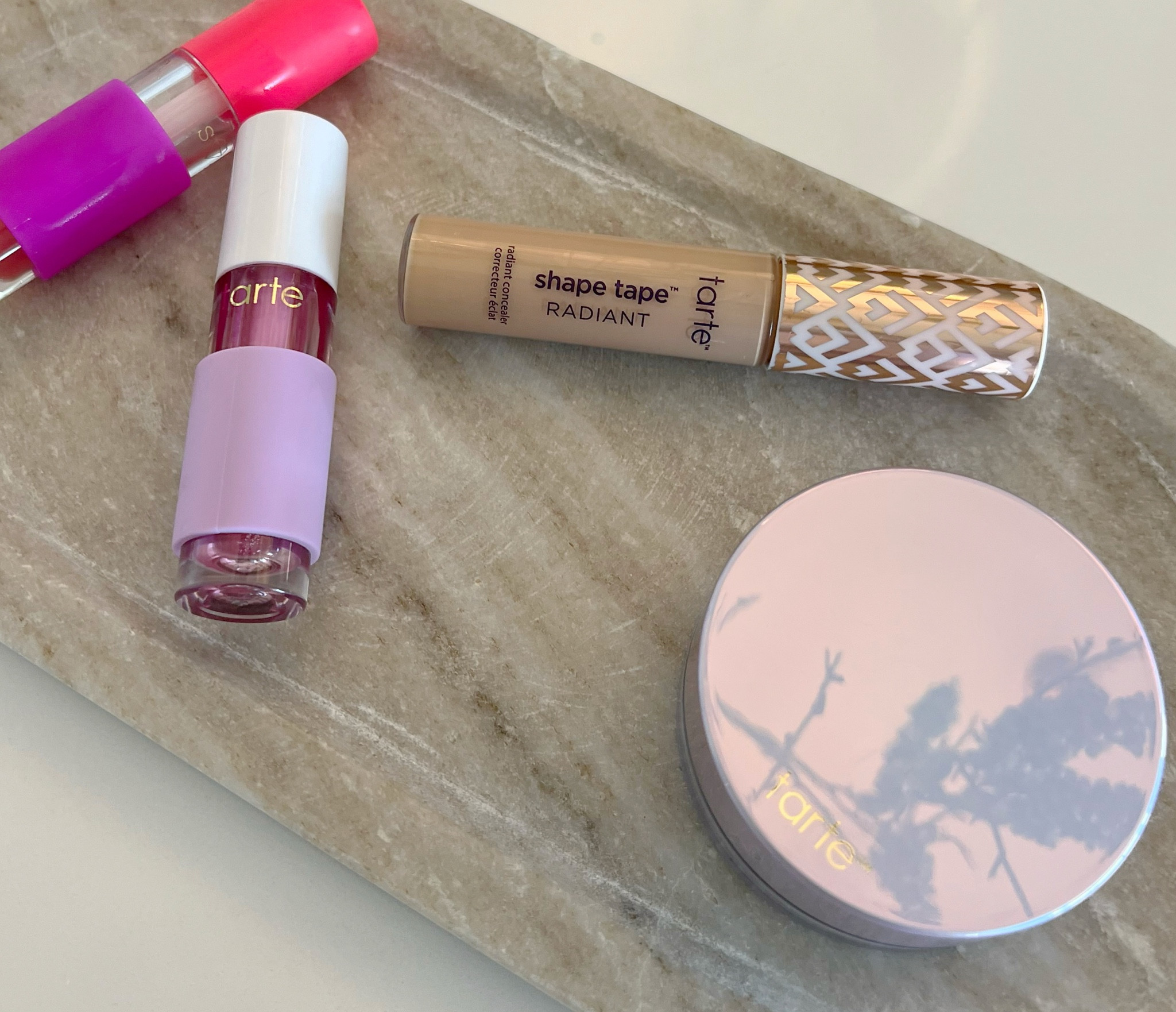 Tarte Sale! 30% off sitewide! Use code FAM30


Creaseless setting powder, shape tape radiant concealer, lip gloss, make up, beauty products 


#tarte #tartecosmetics 

#LTKSaleAlert #LTKBeauty
