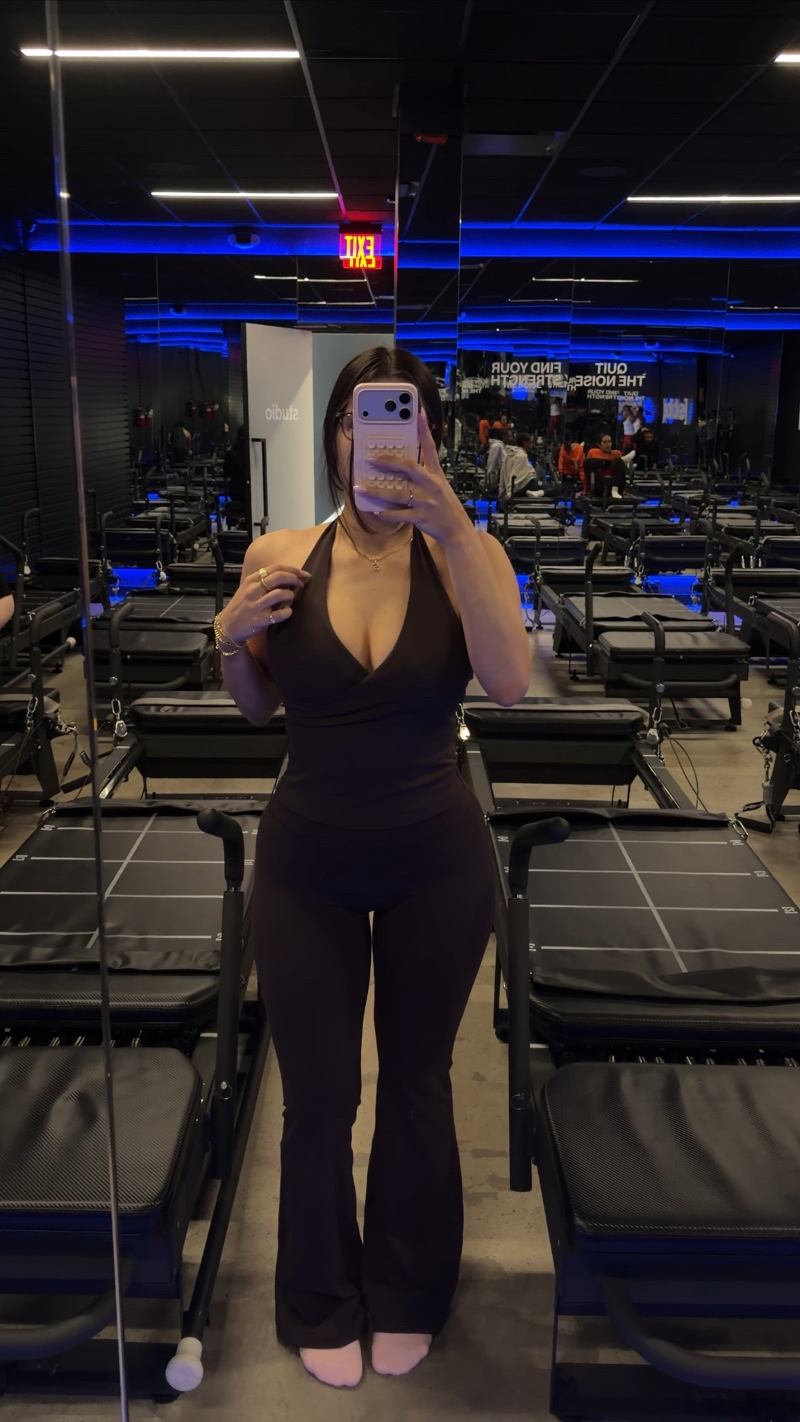 favorite workout set from CSB!! Such a beautiful brown color, fits like a glove, and snatches my waist!!

workout set, brown set, tank top workout set, flare leggings 


#LTKfitnessgoals #LTKActive #LTKTall