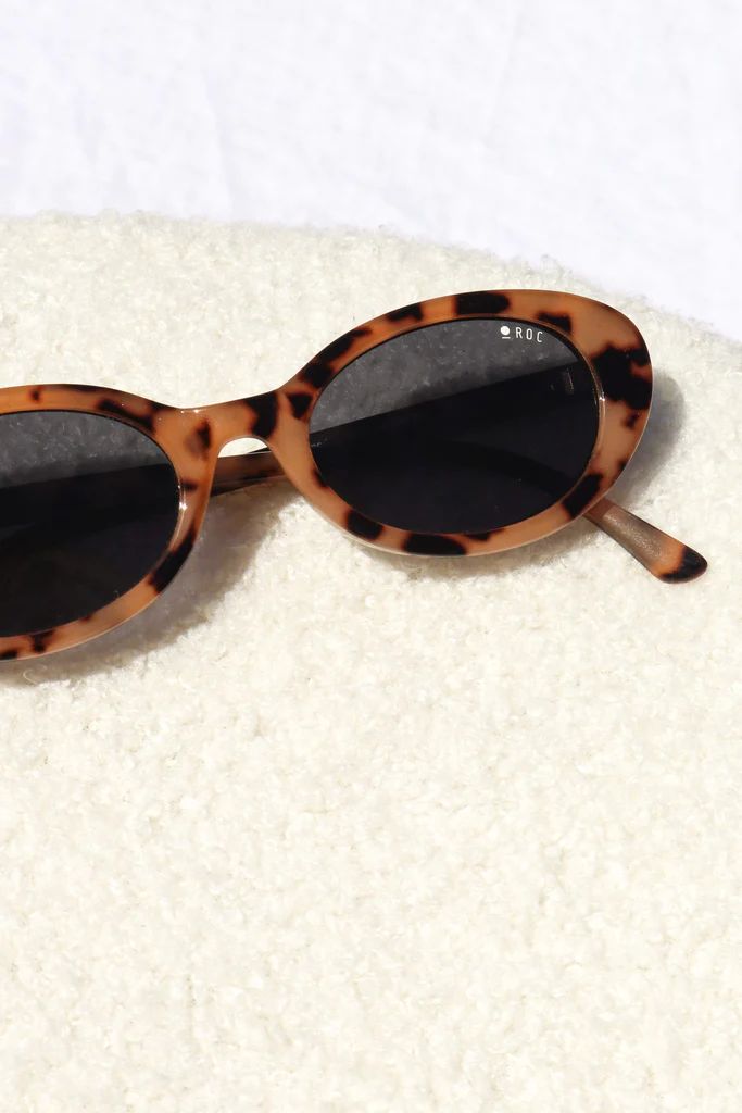 Flirty Sunglasses - Milky Tortoiseshell | Petal & Pup (US)