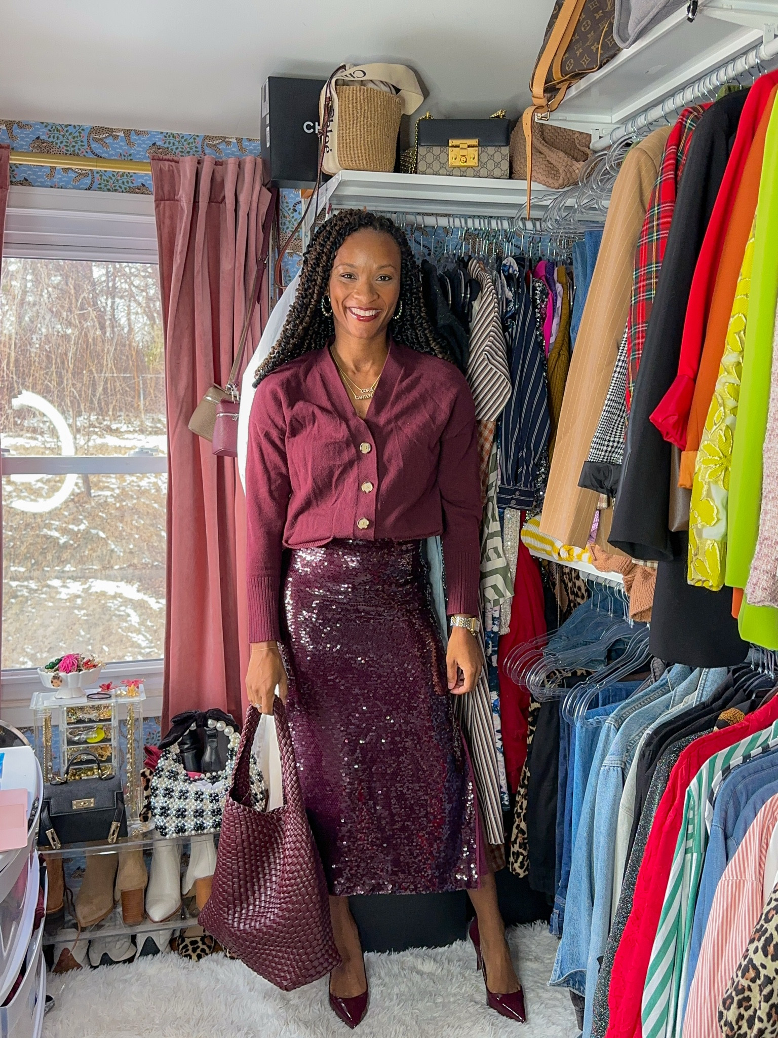 Sequin midi skirt for the officee

#LTKStyleTip