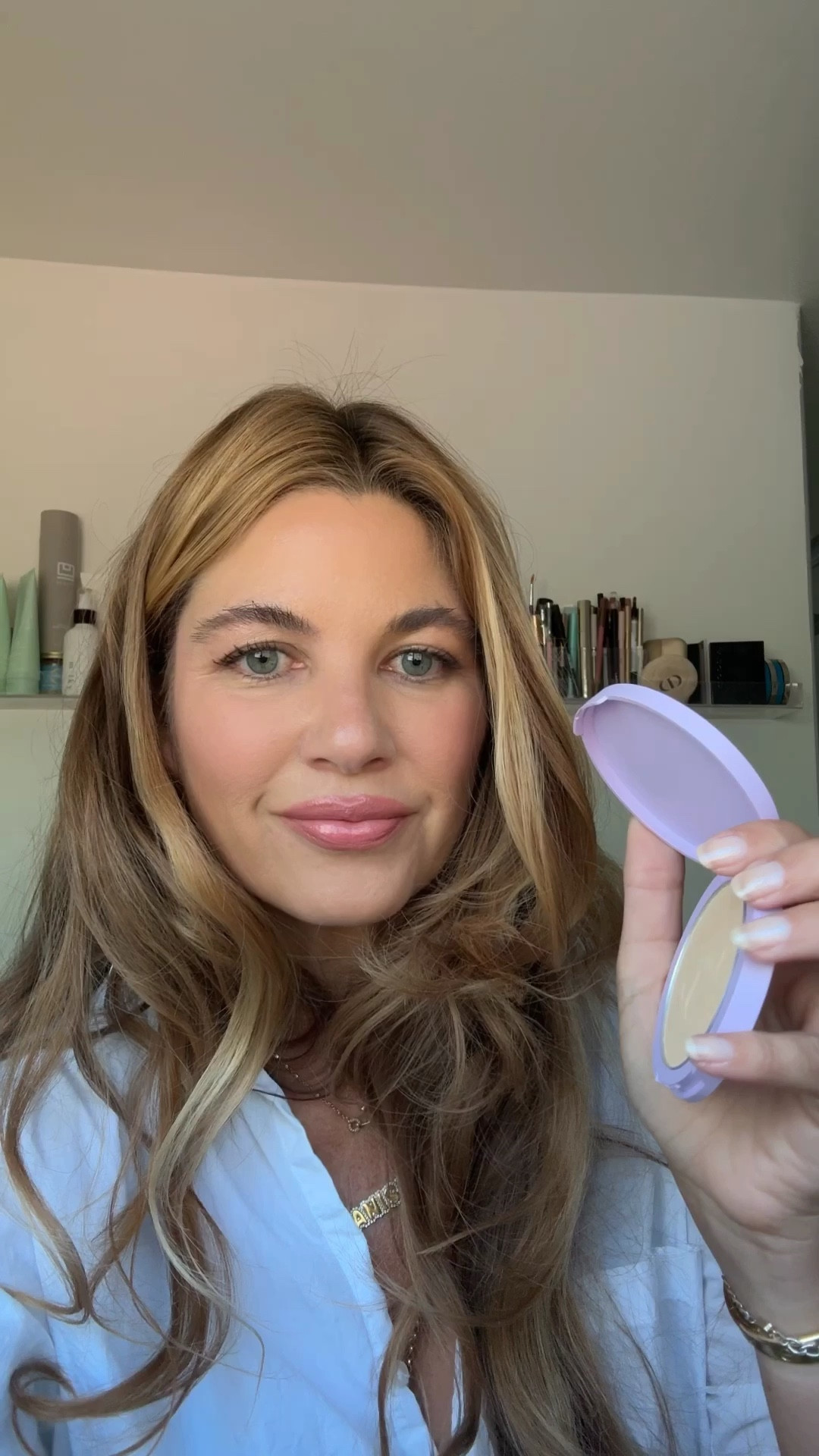 It’s here!! This talc-felree blurring setting powder brightens and smoothes without a powdery finish ⚡️ Wearing Balboa Banana 

#LTKVideo #LTKFindsUnder50 #LTKBeauty