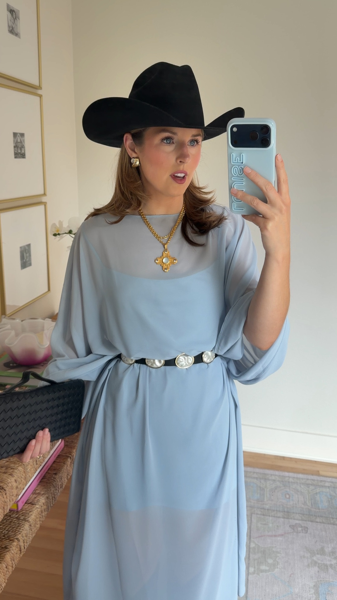 Western chic outfit idea! Wearing a S
