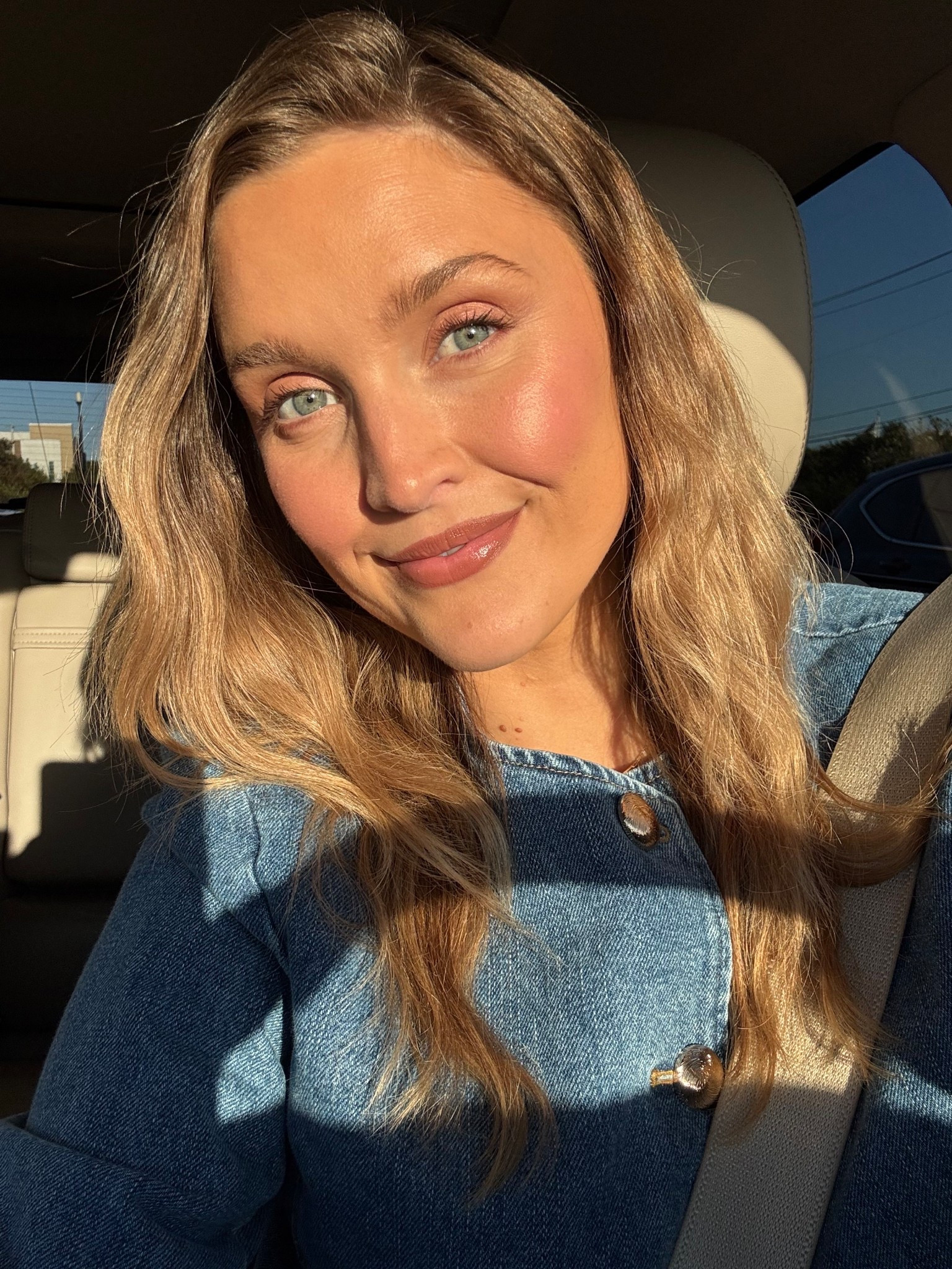 Everything I used for a glowy fall makeup look 

#LTKselfcare #LTKgrwm #LTKBeauty