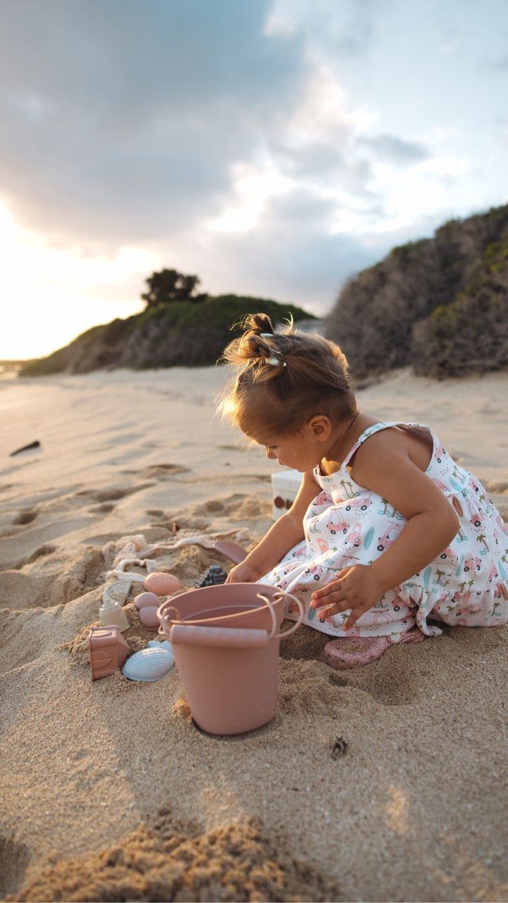 Thank you @moonkie_official for sending this beautiful beach set our way! Kaili was so excited to open her new beach toys. This set is absolutely perfect for our beach days! :) 

Thoughtfully designed for little explorers, super easy to clean, travel-friendly, and made from 100% safe, eco-friendly silicone. Caleb joked that this were the fanciest beach toys he has ever seen. 😅 

Can’t wait to take this set on our next beach outing.. 
#Moonkie #Gifted #ToddlerPlaytime #BeachToys #SustainablePlay #IslandKids #MomLife #EcoFriendlyToys #SiliconeToys