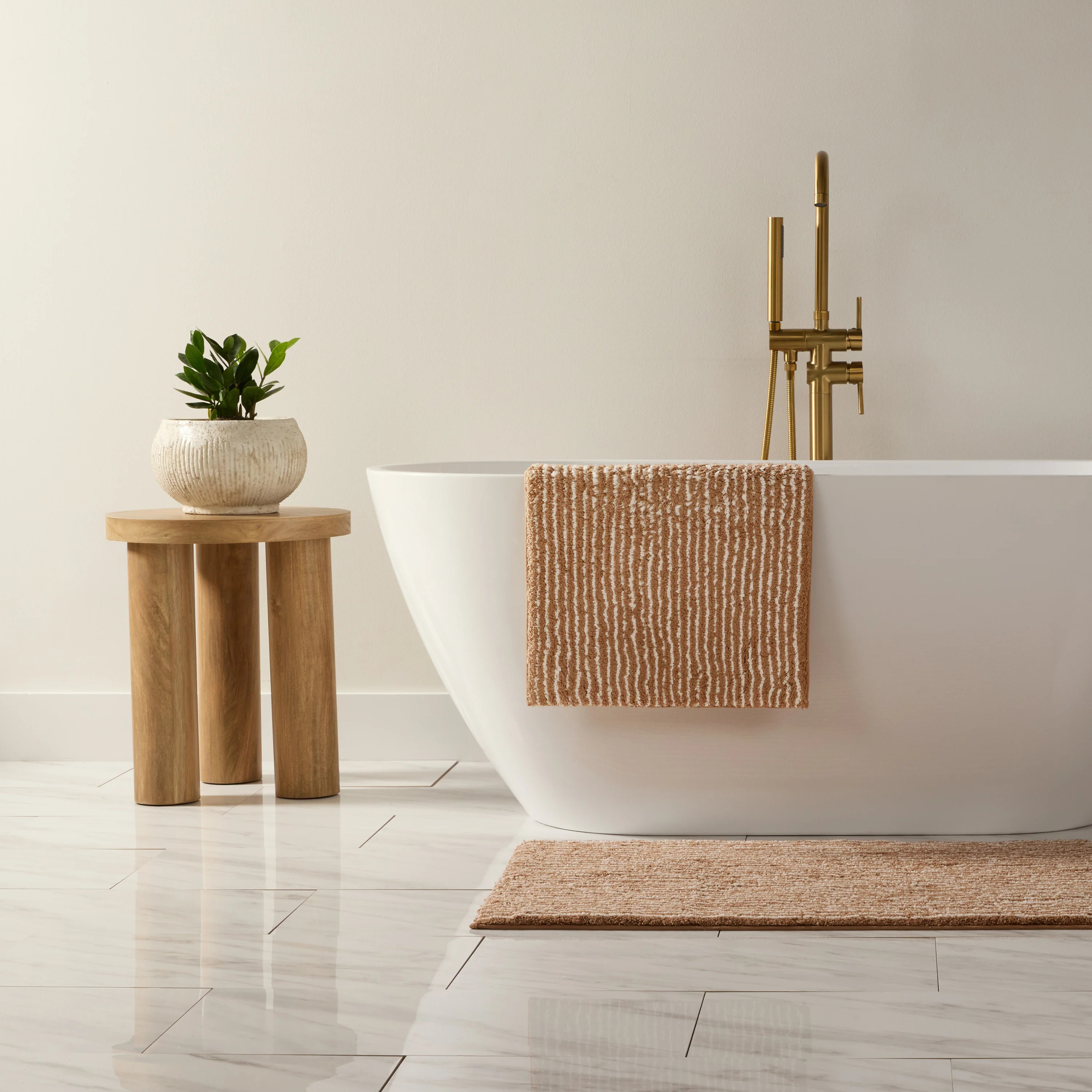100% Cotton Pinstriped Patterned Bath Mat | Linens & Hutch | Linens and Hutch