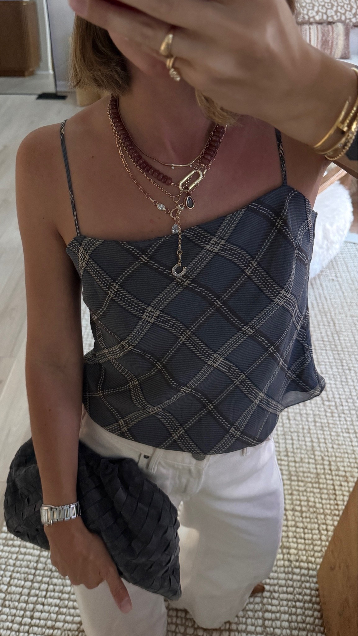 XS top, 24 petite jeans🩶

#LTKdayinmylife #LTKgrwm #LTKootd