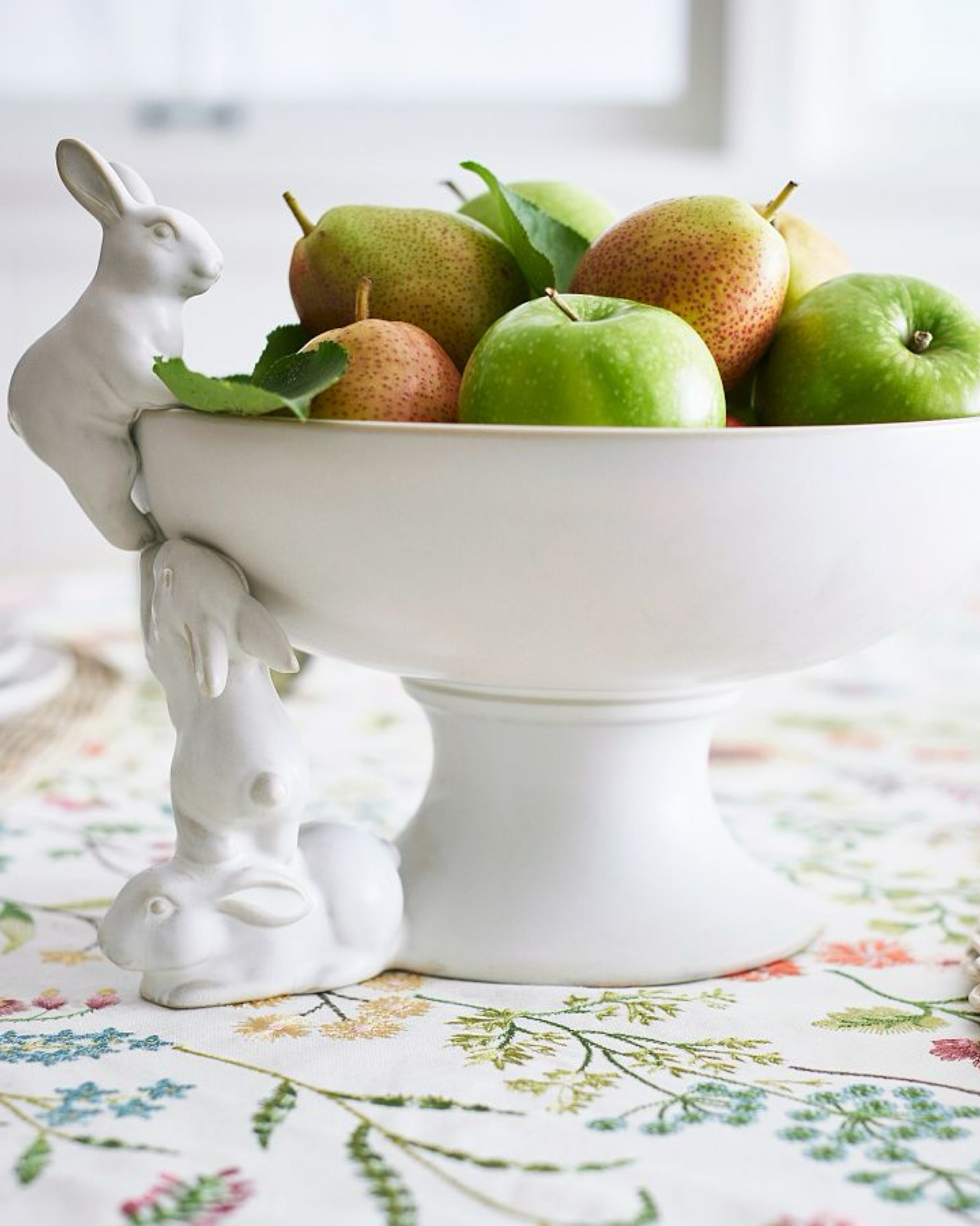 ✨Sale✨ This adorable Bunny Stoneware Serving Bowl is the perfect centerpiece for serving salads or side dishes at your Easter breakfast and brunch table. It can also be used all spring as a fruit dish for a charming addition to your kitchen.

#LTKhome #LTKSeasonal #LTKsalealert