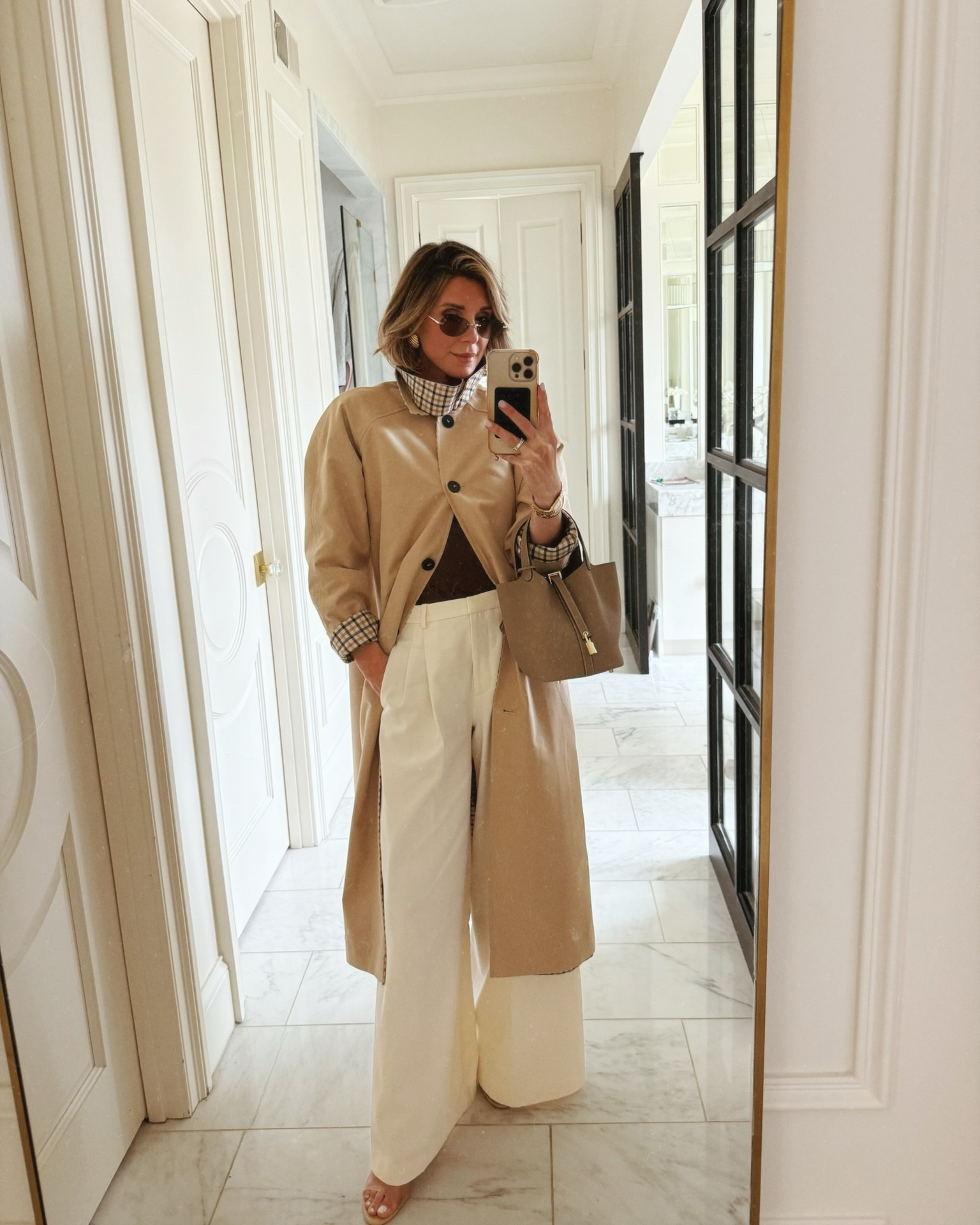 A spring layering staple ✨ This reversible trench from @Zara features a soft pop of plaid for endless outfit options this season.

#LTKootd