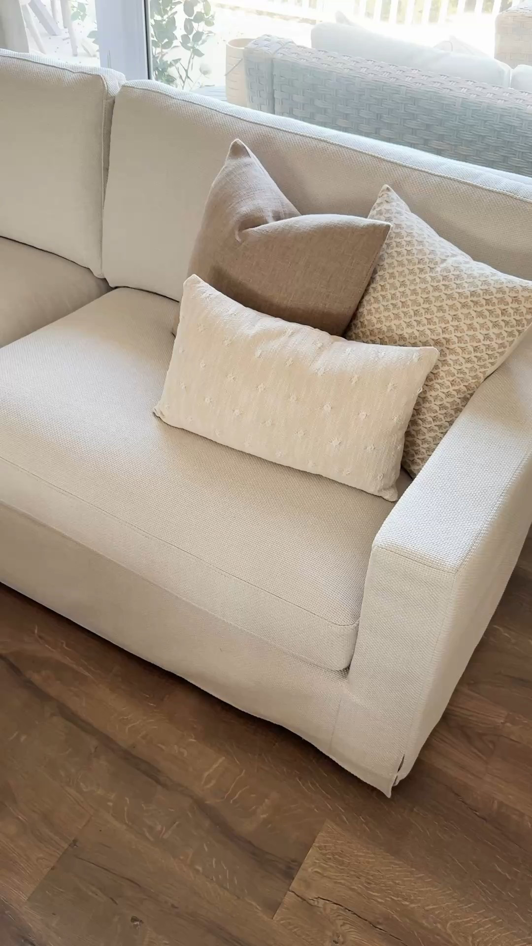 I have owned this linen sofa for a year almost and am very impressed with it! Great quality for the price, sturdy wood frame, perfect neutral fabric

Sofa, couch, living room, throw pillow, neutral home

#LTKHome #LTKSaleAlert