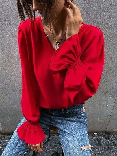 Solid V Neck Flounce Sleeve Blouse | SHEIN