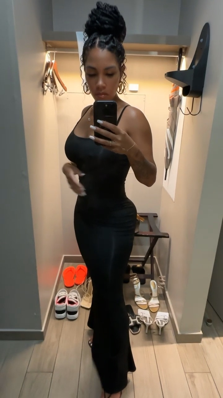 Great material that holds you in

#LTKunder50 #LTKstyletip