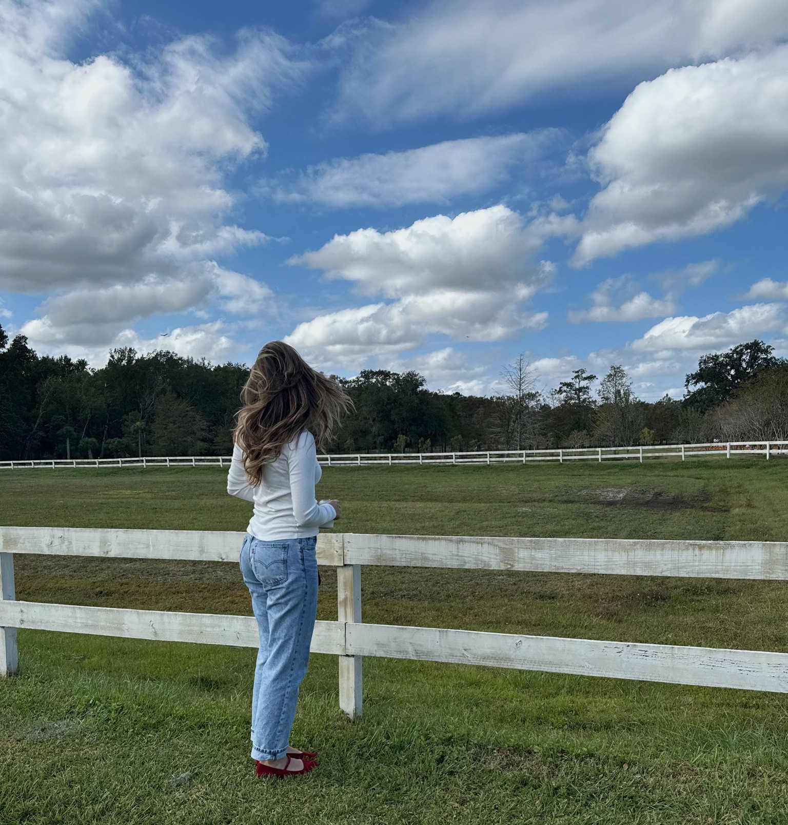 Farm day for pumpkin picking! 🍂 

#madewell #shoes #redshoes 


#LTKSeasonal #LTKHoliday #LTKSaleAlert