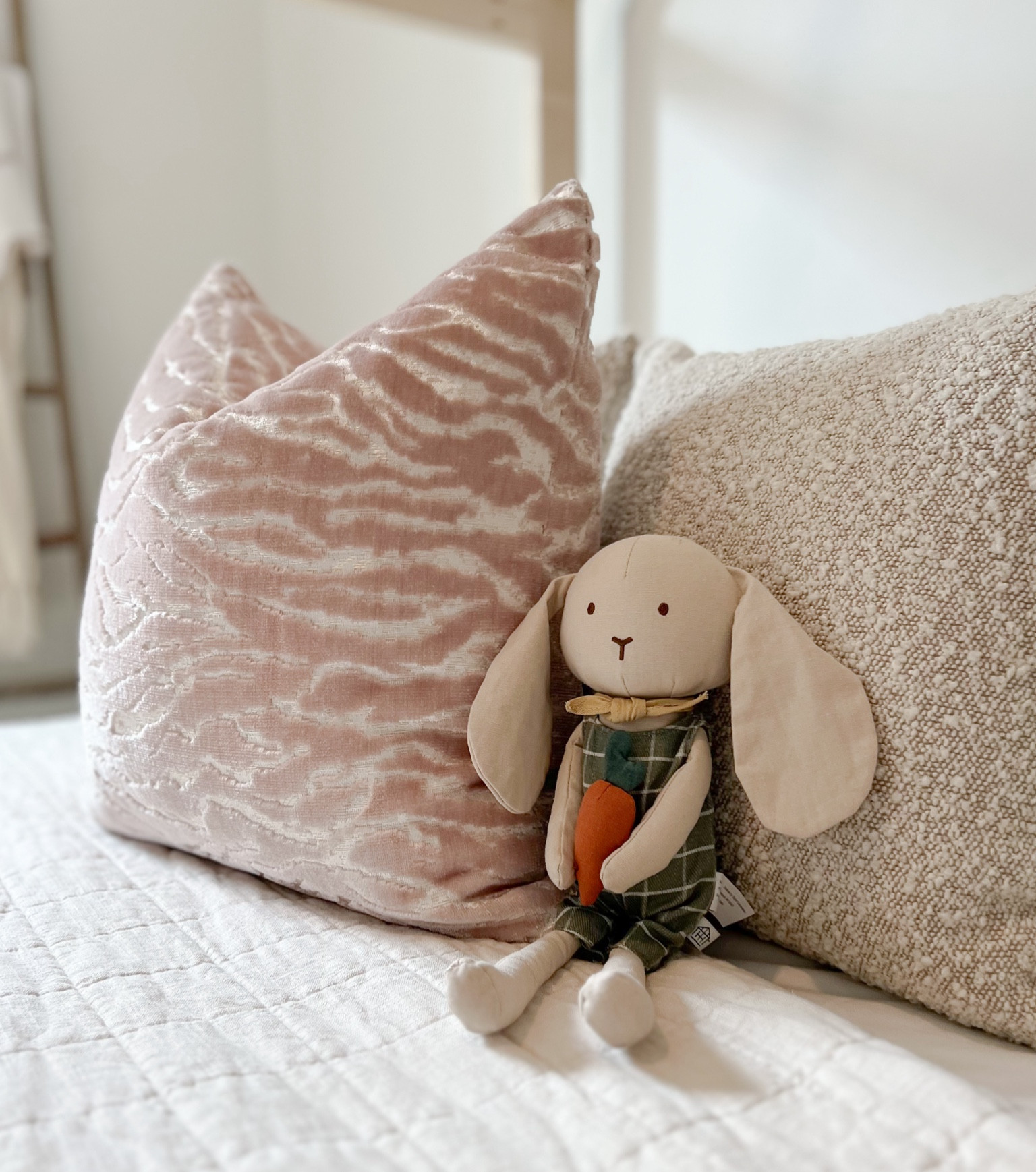 Girls bedroom 💗


#girlsbedroom #kidsdecor #bedding #kidsbedroom #girlsroom #throwpillow #quilt #kidsbedding #bunny #springdecor #easterdecor #homedecor #target 

#LTKhome #LTKkids