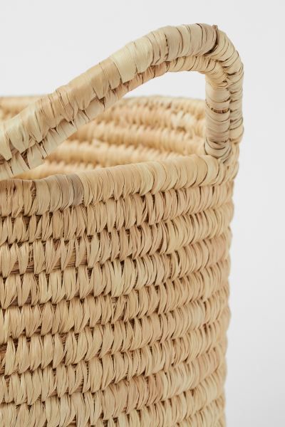 Round Seagrass Storage Basket | H&M (US + CA)