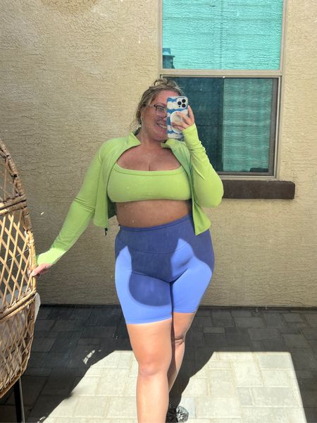 Freaking looooving these colors. And this #recycled fabric is to die for. Use code JORDAN for free shipping 🫶🏻 and to enter my monthly giveaways on IG @jordan.nahs ✨

#LTKunder50 #LTKcurves #LTKfit