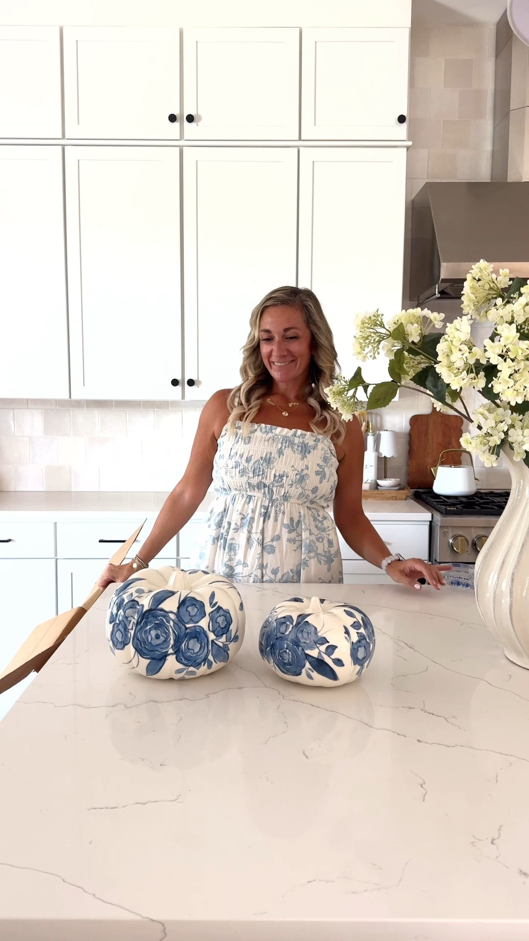 I’m in love with these gorgeous hand painted pumpkins from @VIETRI ! They’re so so gorgeous and will go perfectly with our blue decor!

#LTKSeasonal #LTKHome