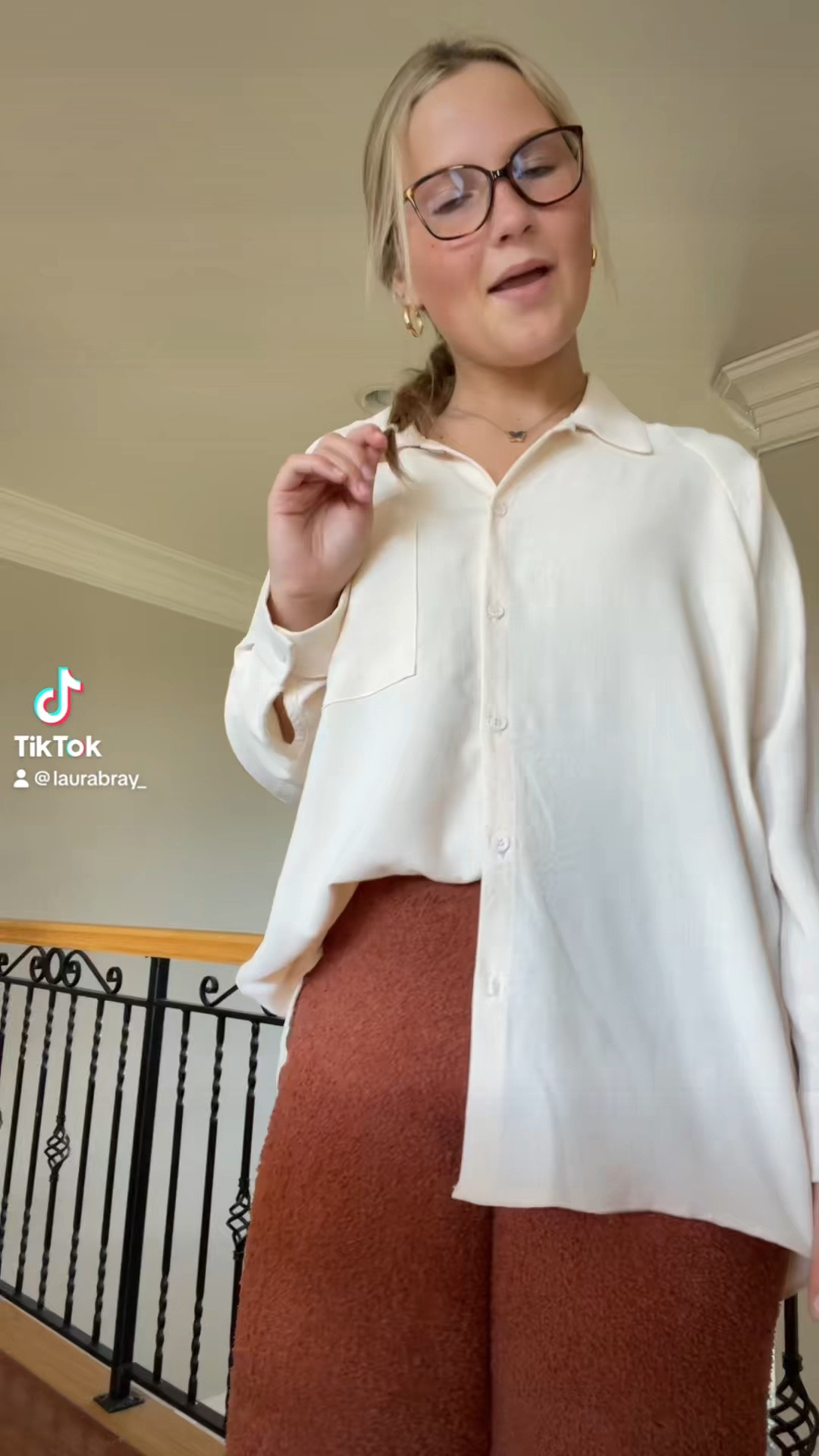 comfy ootd
softest pants ever!!!!
links below 

#LTKstyletip #LTKHoliday #LTKSeasonal