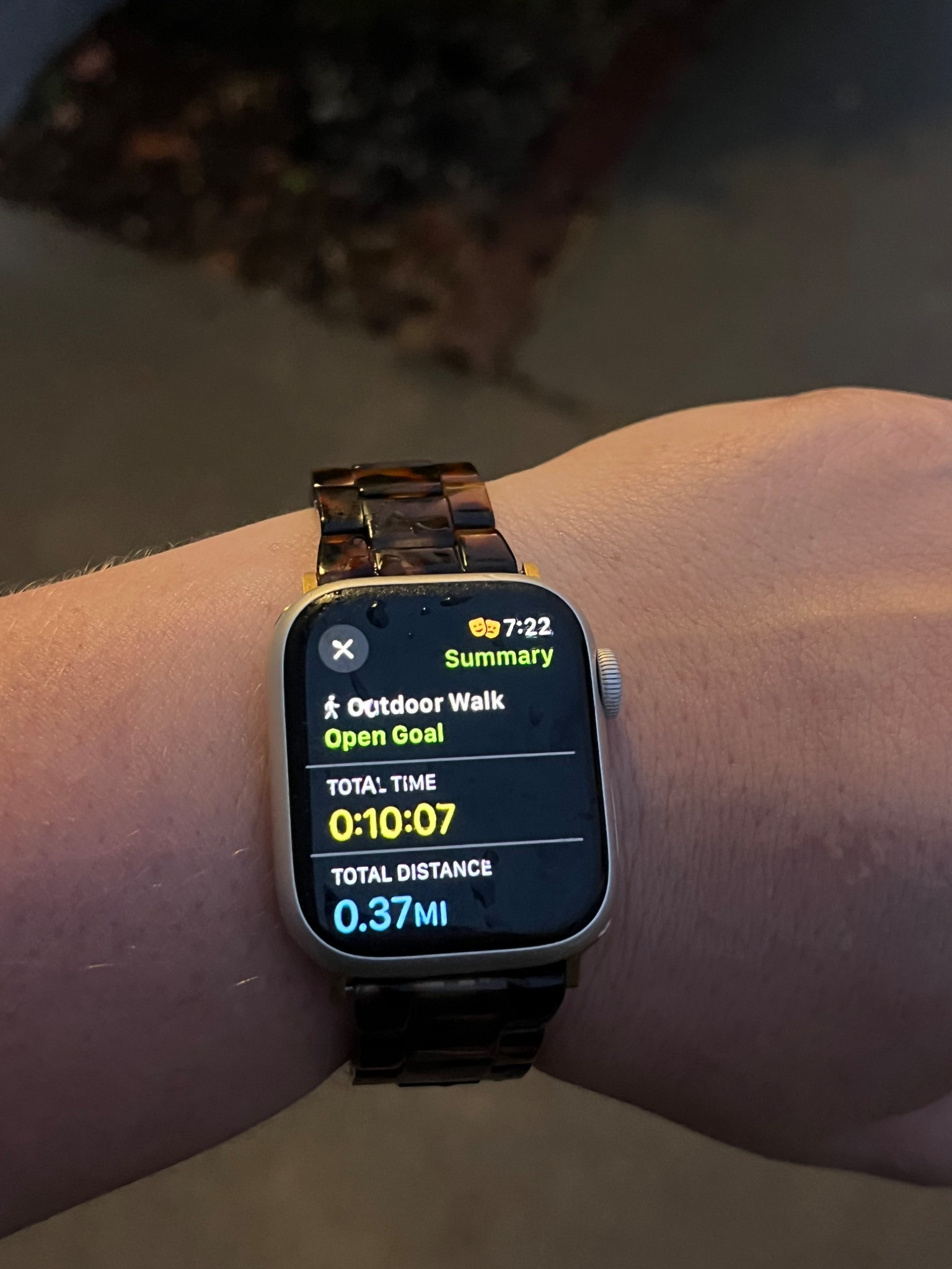 I’m really focused on increasing my steps this month and so far I’m really proud I’ve been so consistent! I set a goal that’s attainable but much higher than a lot of my work days can be so it’s requiring me to find ways to fit in a couple small walks and move my body more during the day which has felt really good!

Love love love my Apple Watch band btw. 

#LTKSaleAlert #LTKActive #LTKFindsUnder50