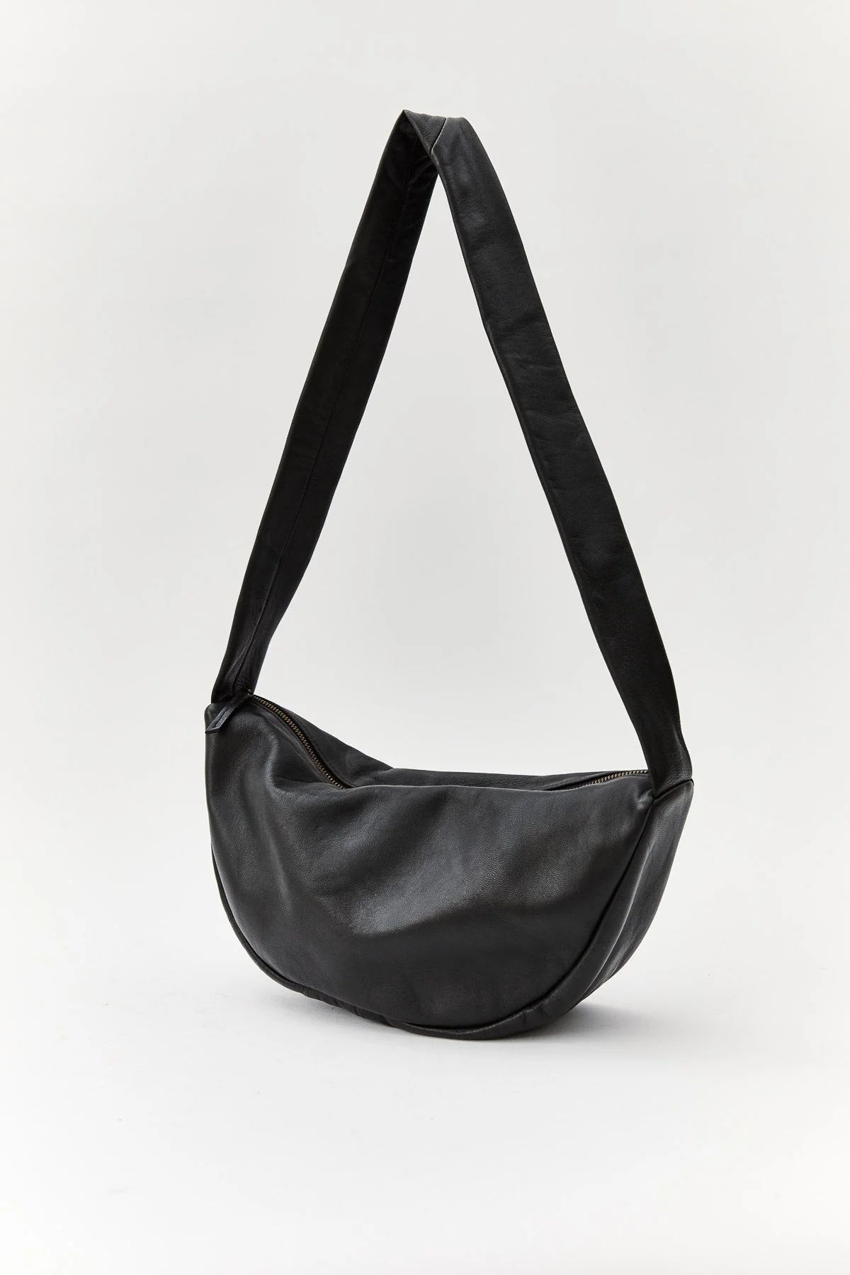 Soft Crescent Bag - Black | St. Agni