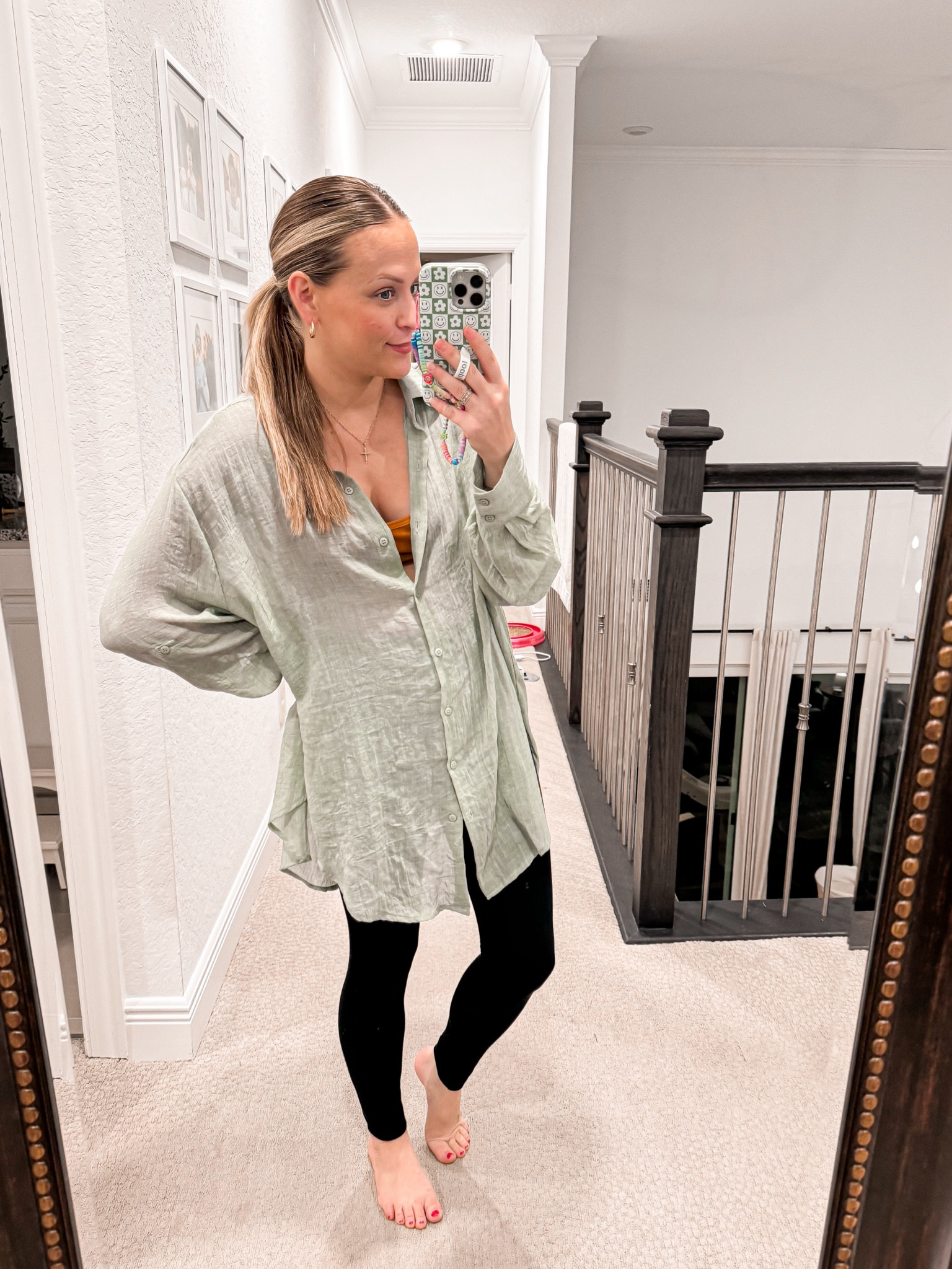 Love me an oversized button down for postpartum, easy for nursing and feel confident // wearing size small in top // size medium in leggings 