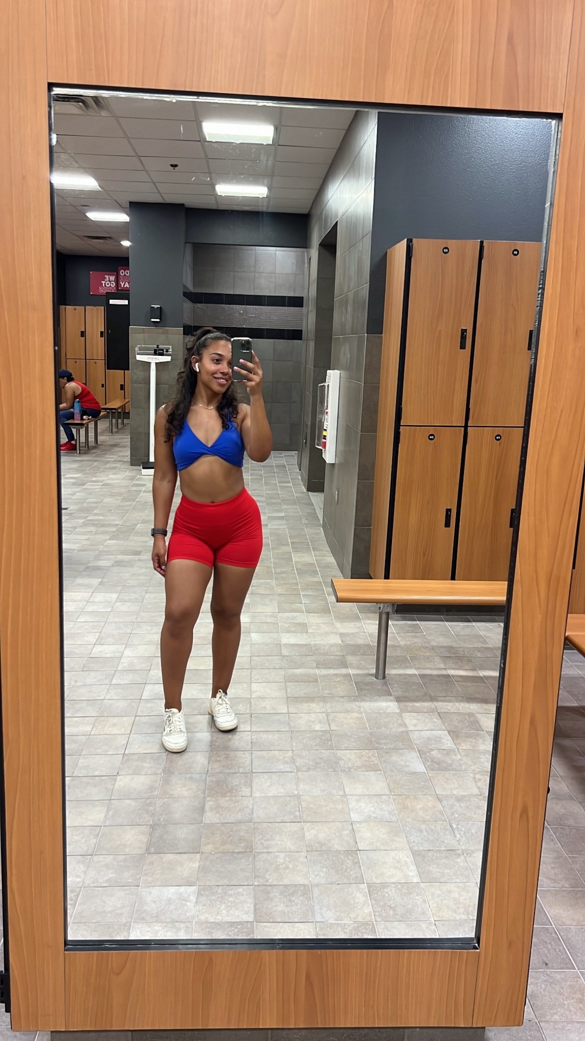 Workout outfit inspo 

#LTKootd #LTKgrwm #LTKfitnessgoals