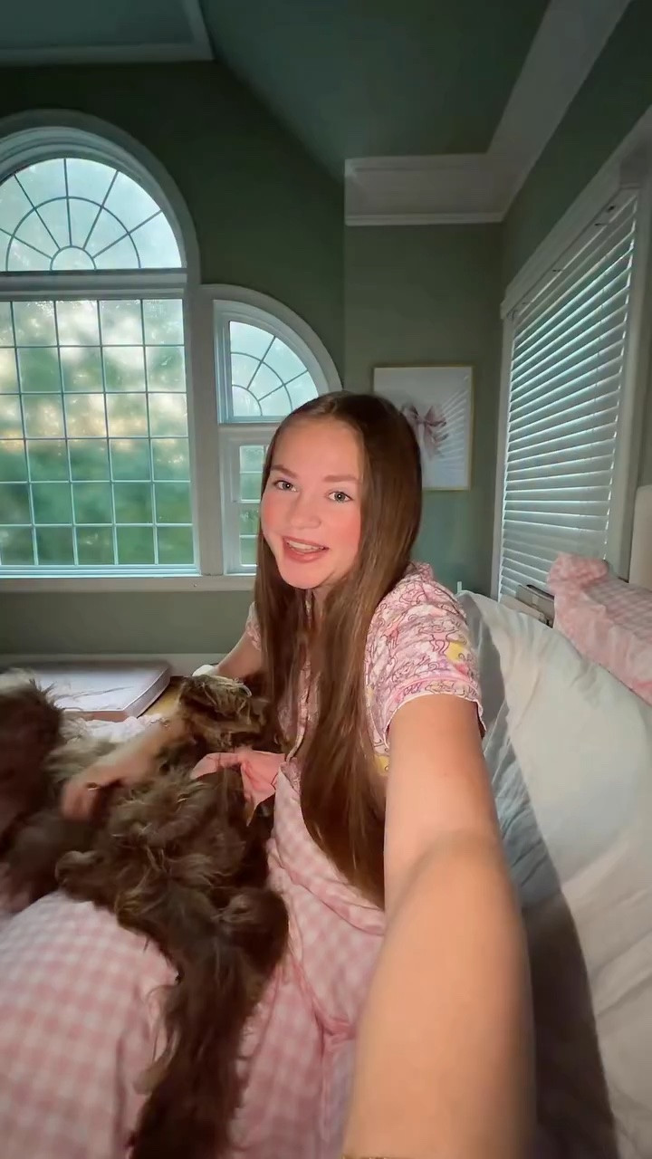 My full (realistic) morning routine while living alone at 23 years old!🤭🩷
#vlog #morning #routine #diml #relatable